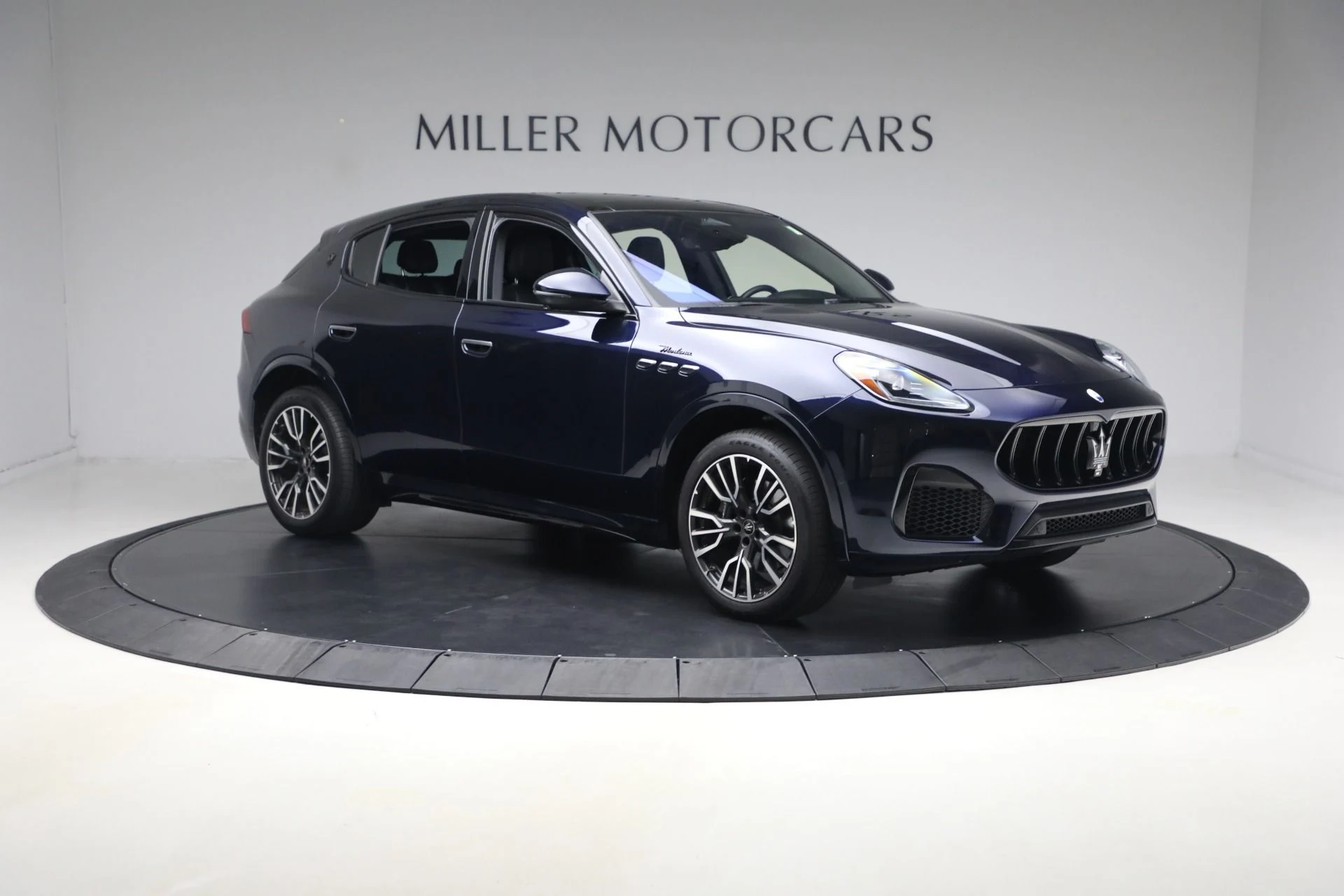 mph011_2830668313_Used_2023_MASERATI_GRECALE_MODENA_1793285588_b359e36175