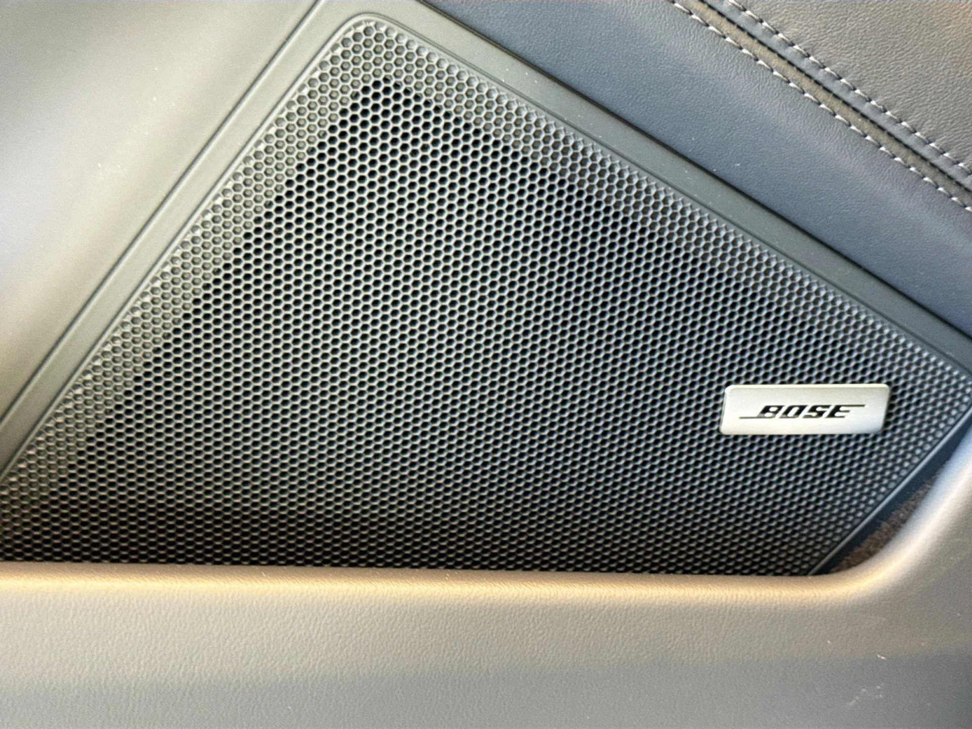 mph011_2837569141_a7ac657c064797b75408b2c91f87a78f_e19bdb305f