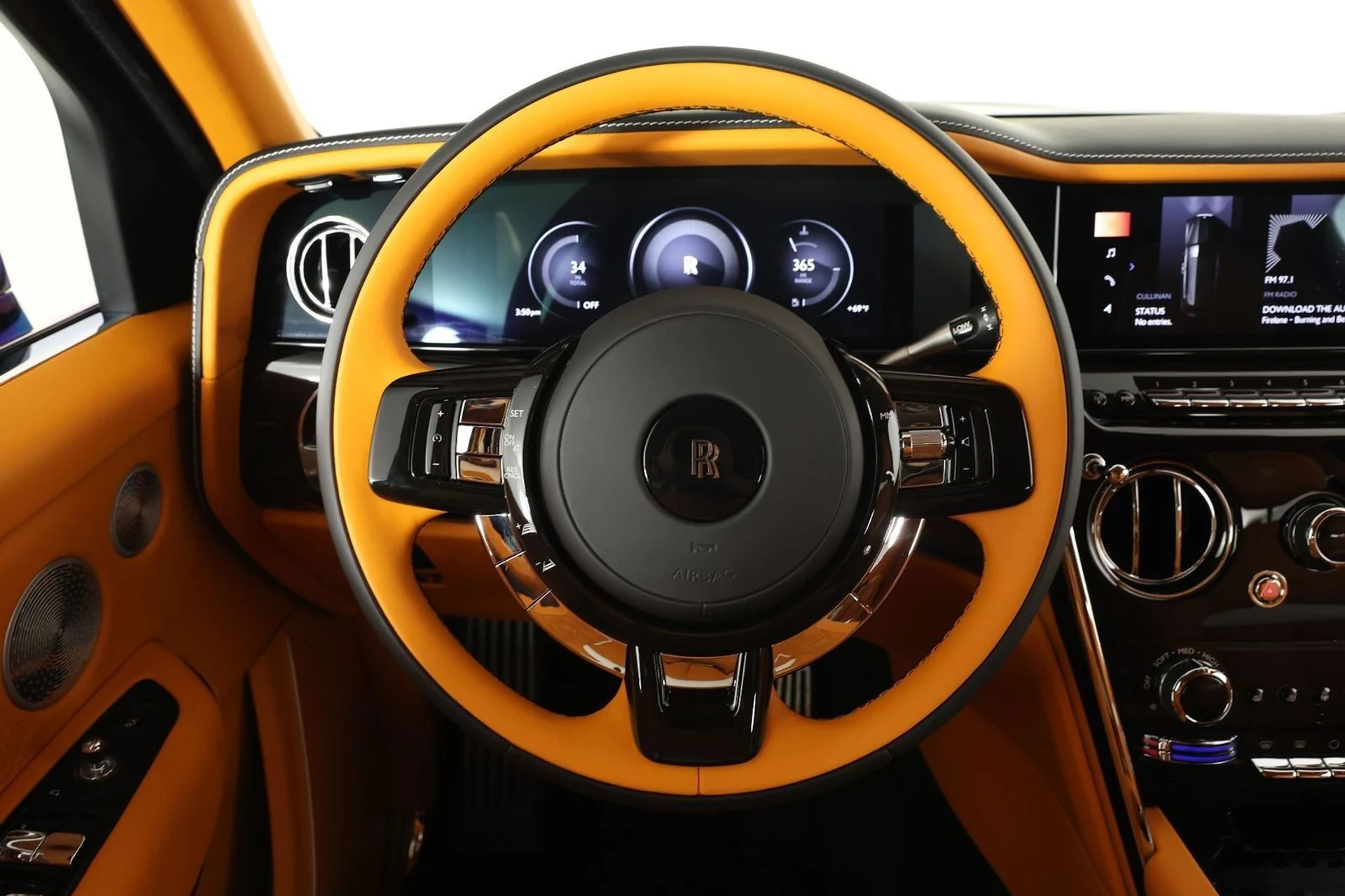 mph011_2842828607_8cd418dd1b2e59fa41b343fd862fb213_9ade4f1d51