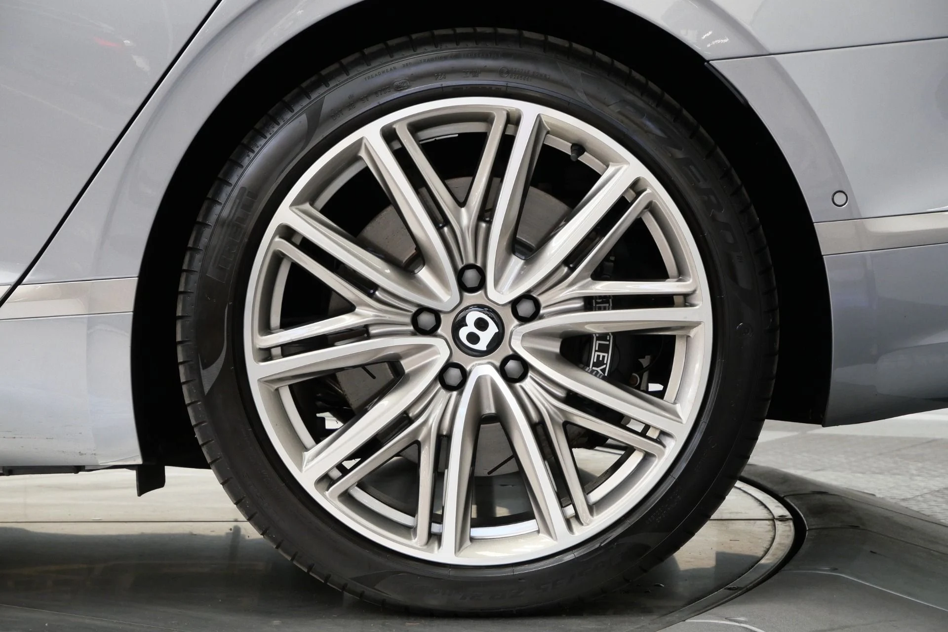 mph011_2851769605_Used_2022_Bentley_Flying_Spur_Hybrid_Odyssean_Edition_266_K_MSRP_Sustainable_Interior_Trim_1770409393_0eba184b48