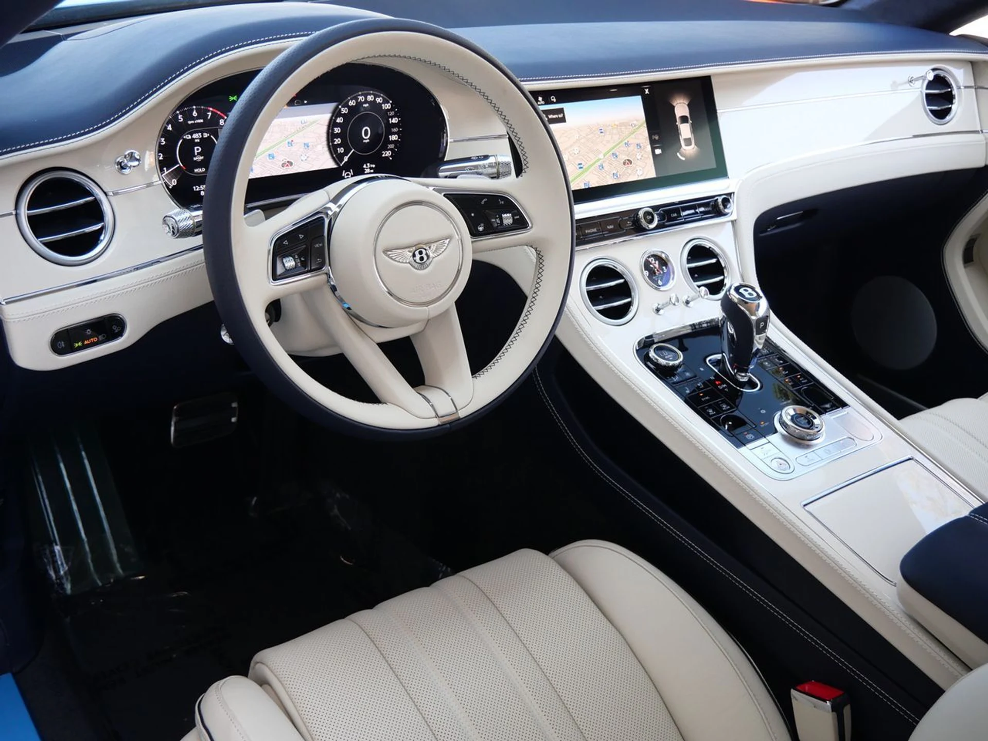 mph011_2855306570_3d5861b3347db68fa3da795cd06ed7b1x_0835a872fe