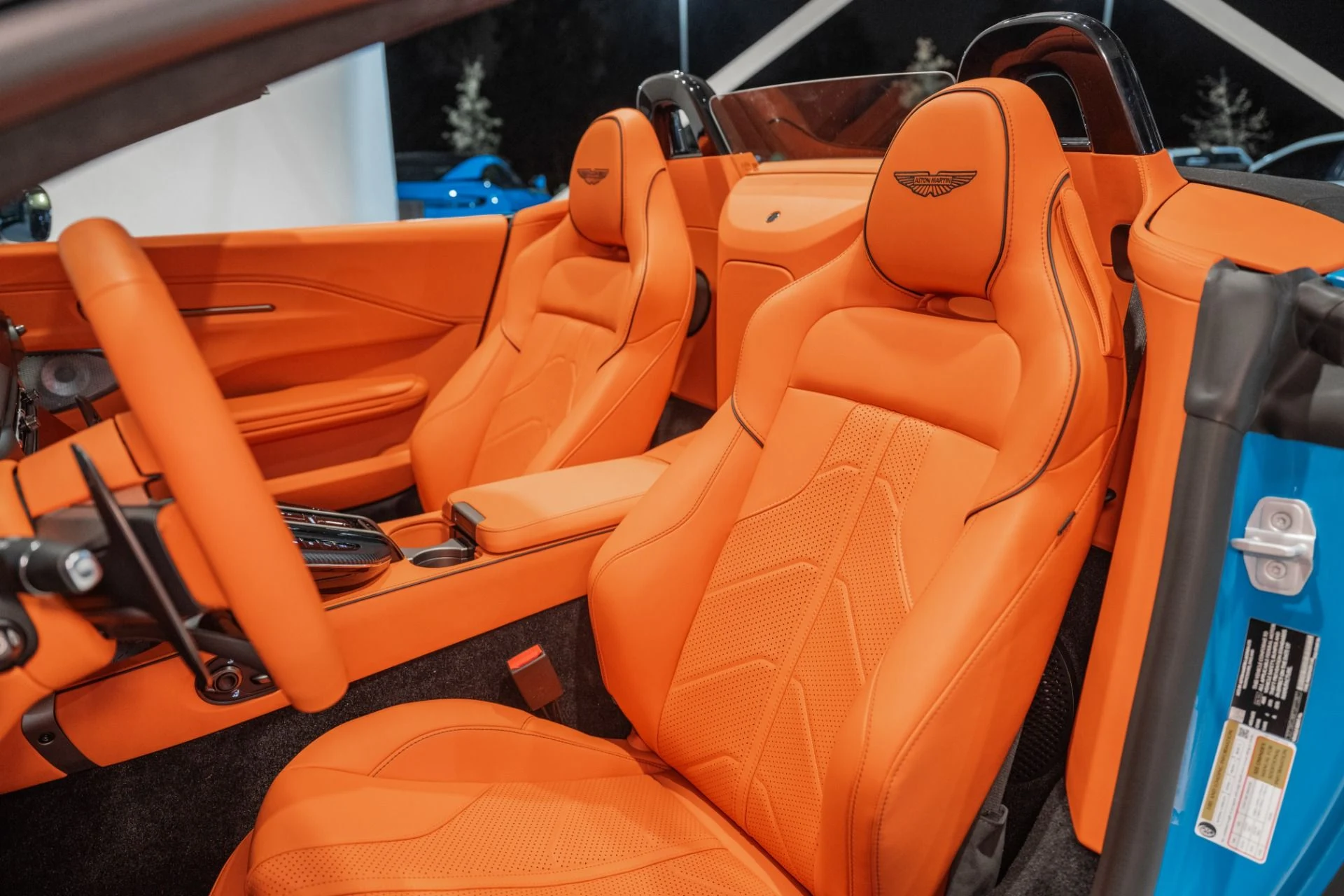 mph011_2858380628_New_2026_Aston_Martin_Vantage_Roadster_1761752064_e4a5842b17