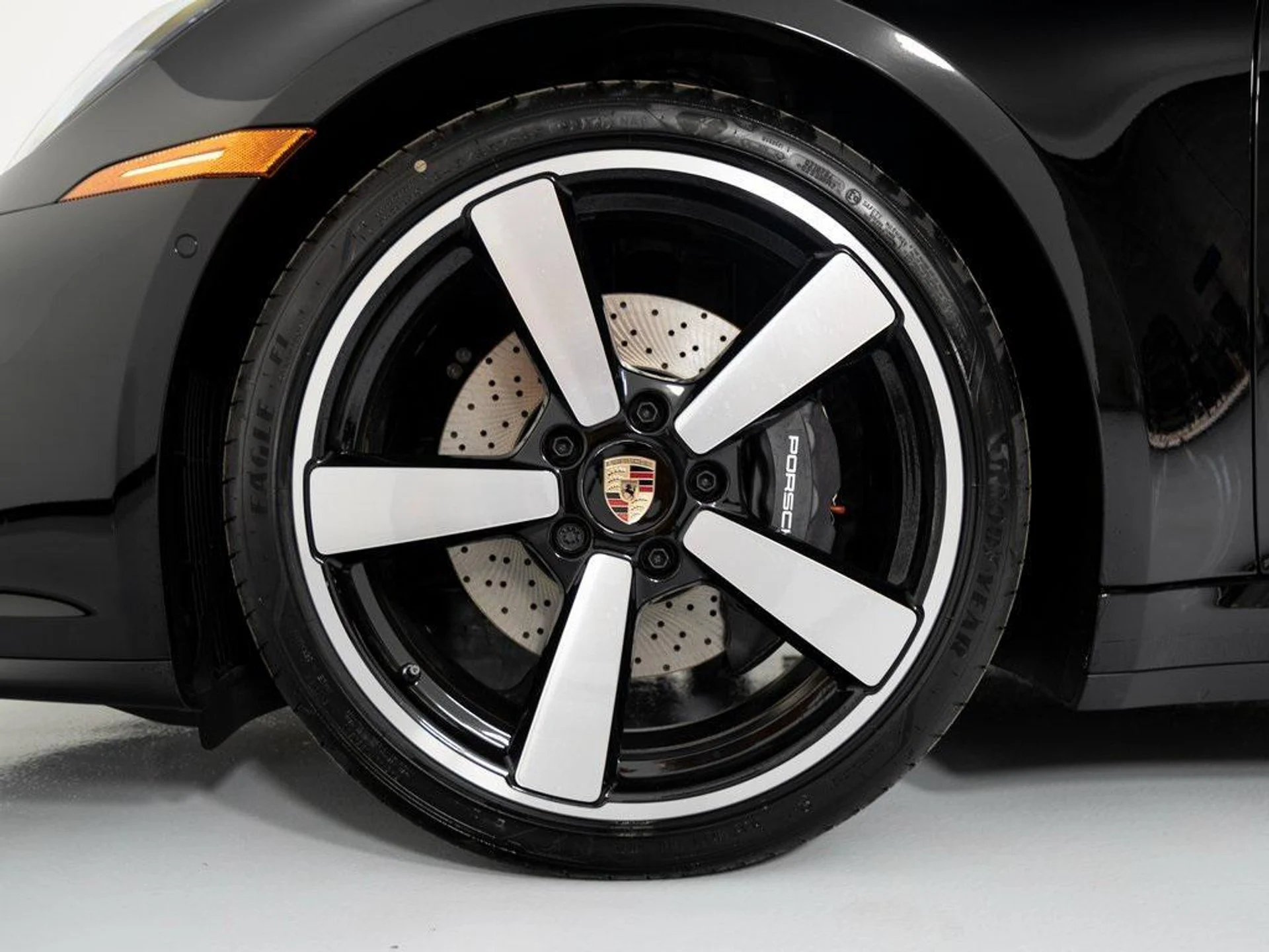 mph011_2860225350_y_Un_Mt_K9_LF_Ut3_Liq3g_J_Bgyi8h_Gs_6c41fff69c