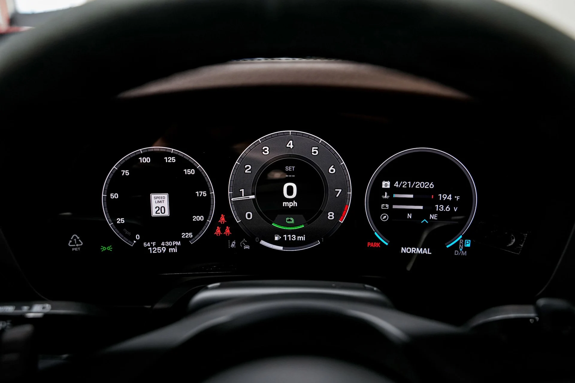 mph011_2863434619_ca233ee91552ed3eb59c77a7e9d41651x_573343681d