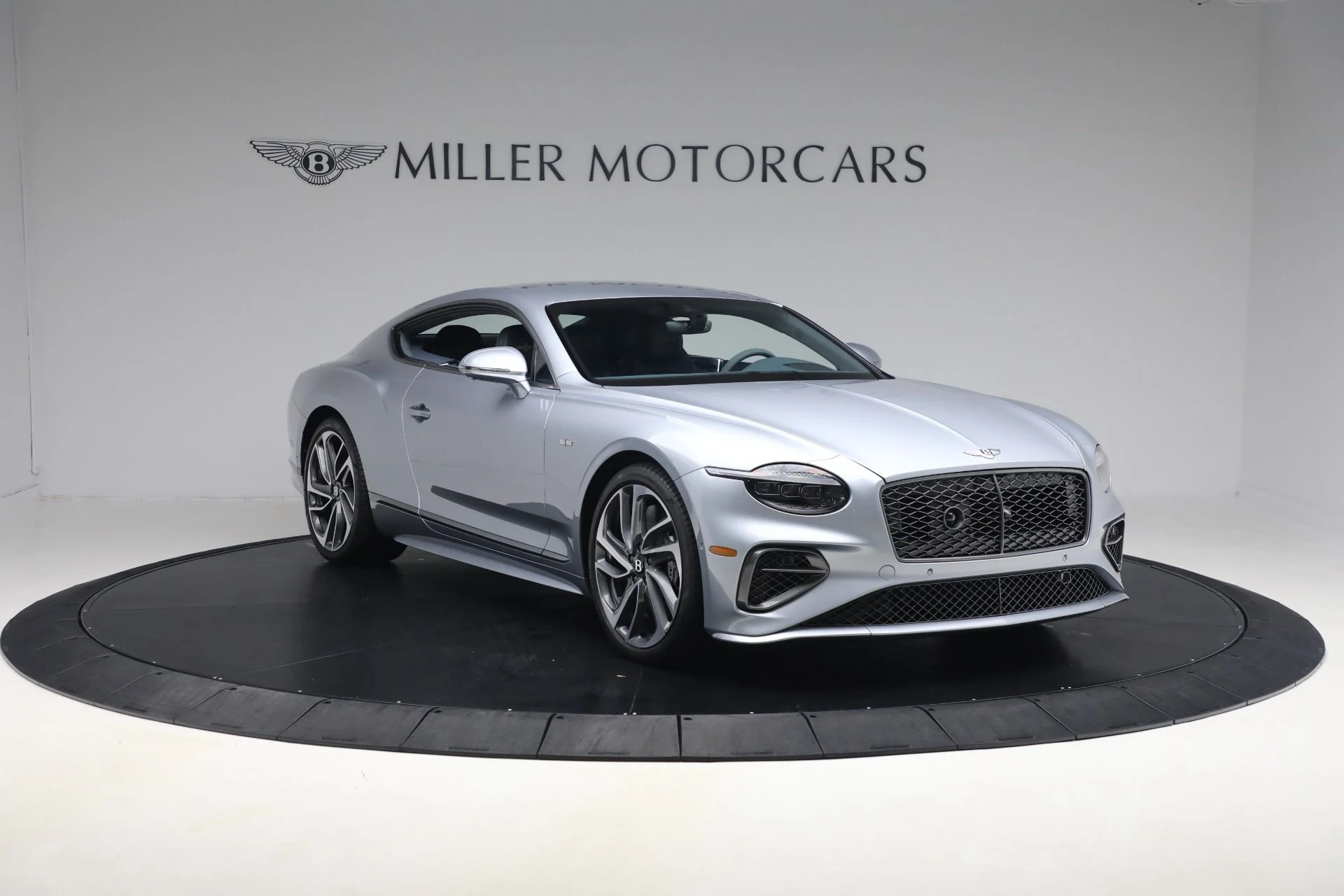 mph011_2864474777_New_2025_Bentley_Continental_GT_Speed_5bab4ea9b1
