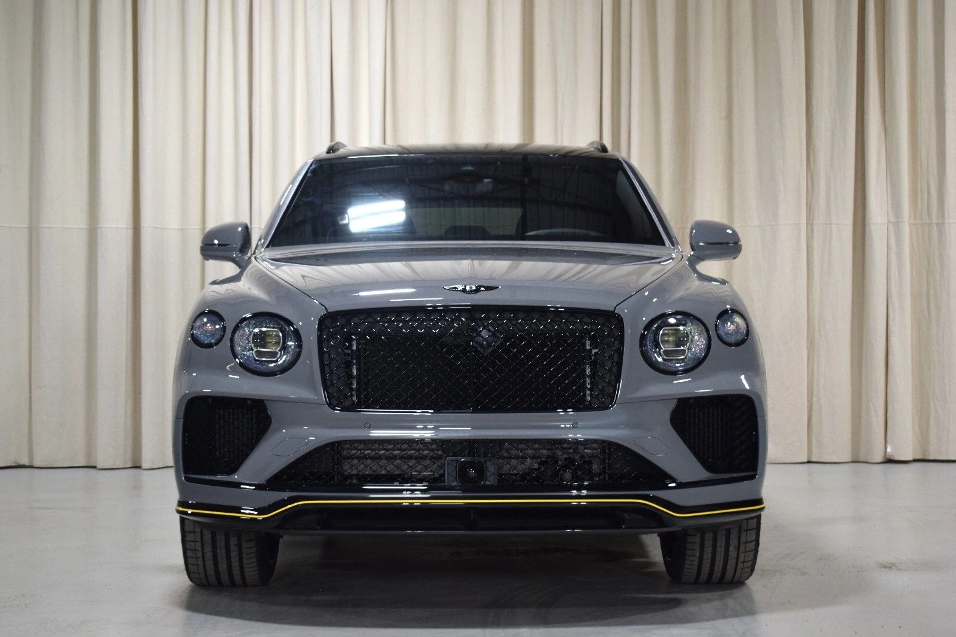 mph011_2867018241_ac181c765c04046ab287aed1d24e42d3x_949dfb26f3