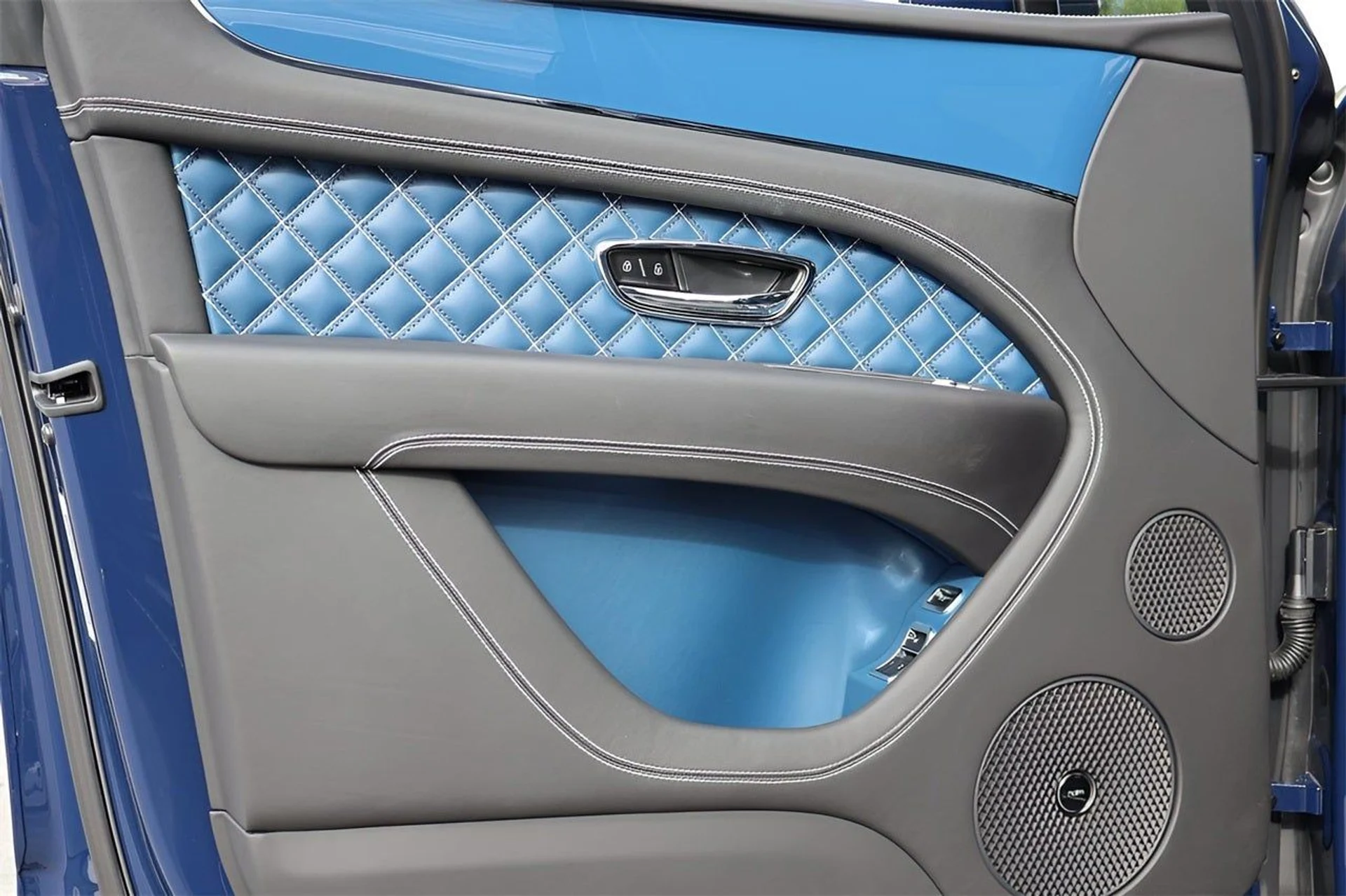 mph011_2869197982_12_7278cf86d4