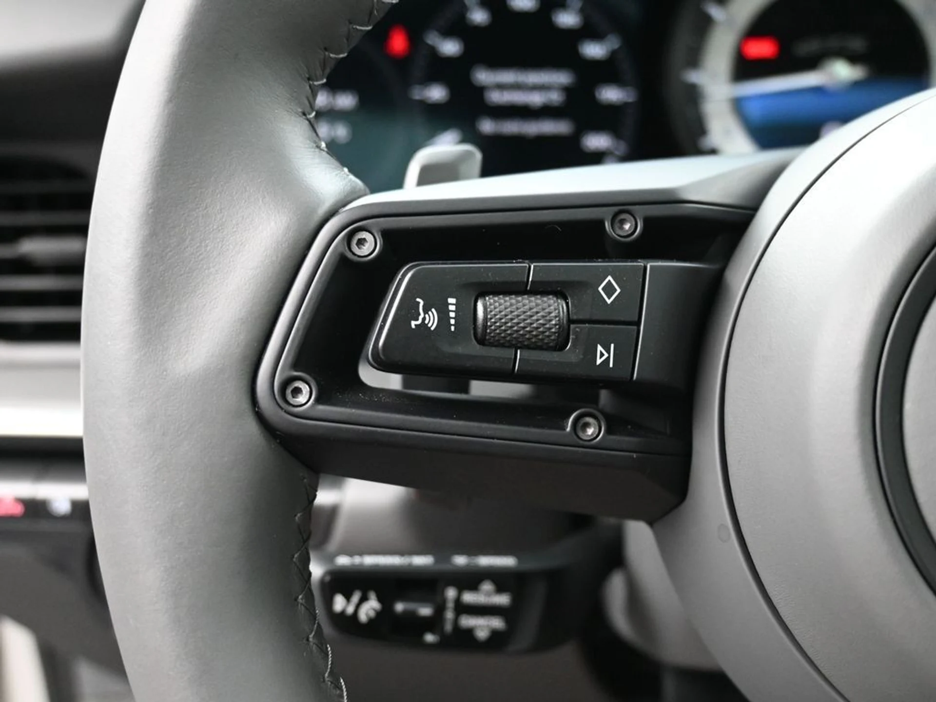 mph011_287200683_08f00cec5c5aa6dddd3af433a5ff02a4_c6d6995299