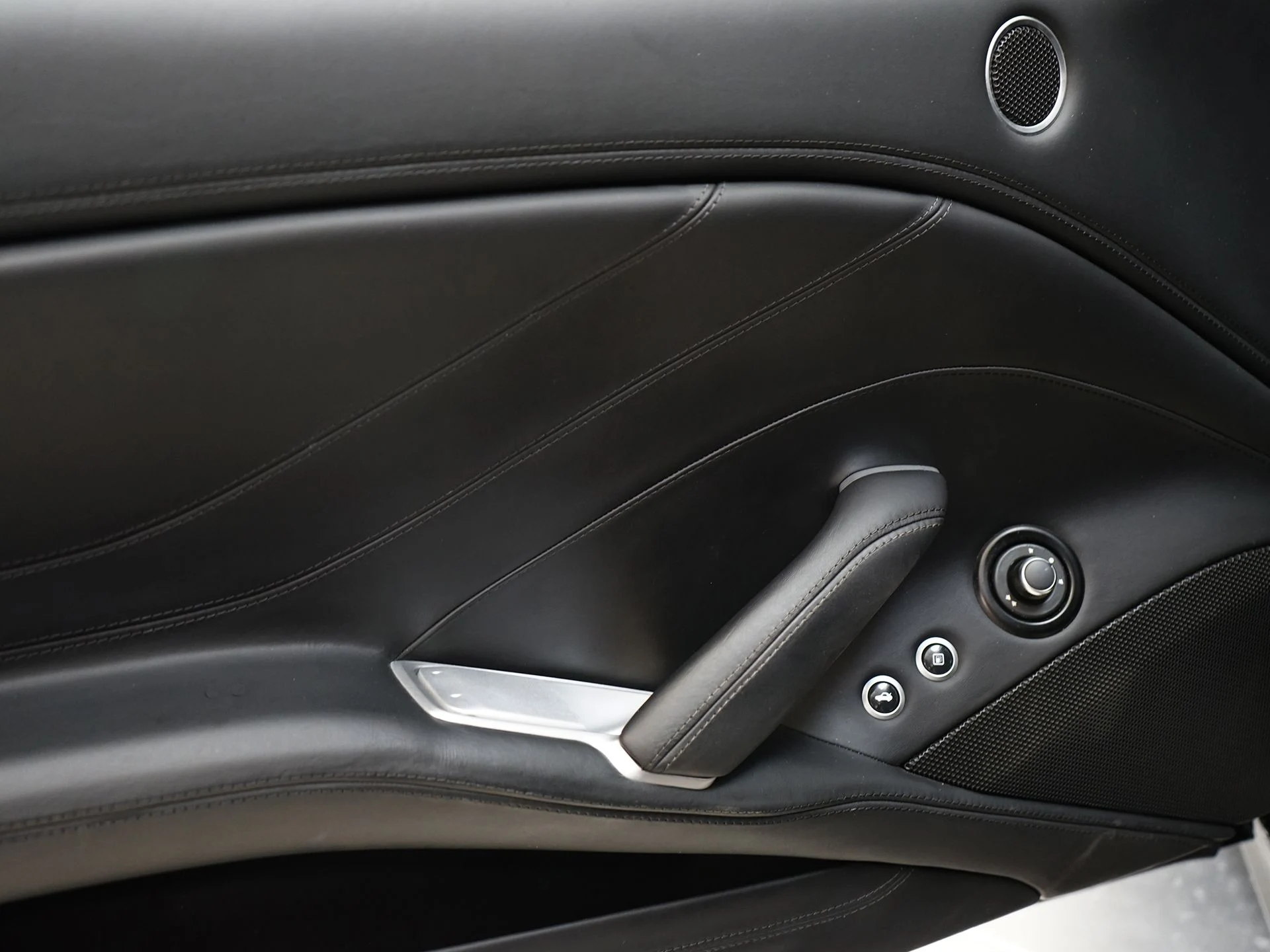 mph011_2879081190_5faa9025cb5171fd2b63cc5167fa024dx_17f6d71e4c