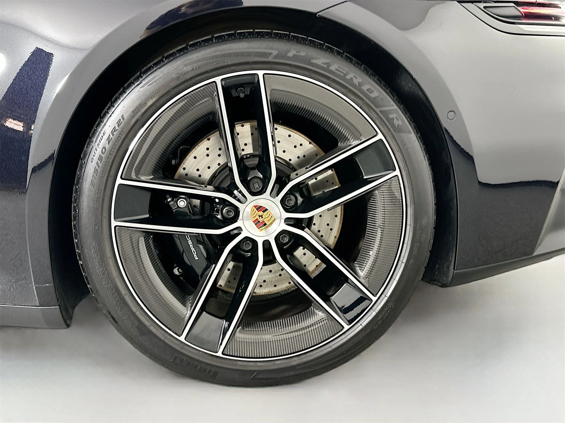 mph011_2902504954_0f831f81034b75e0252305ef66fd74ac_5dd57ed365