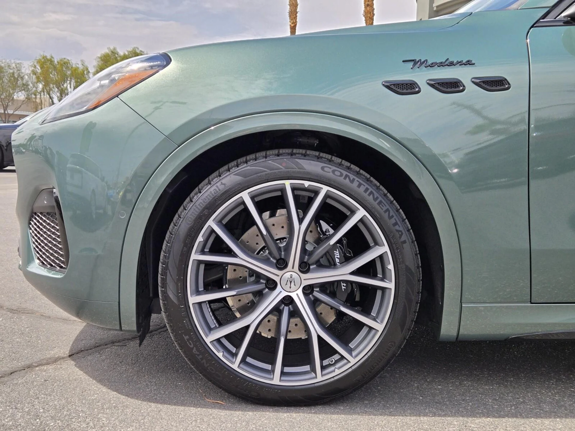 mph011_2907441536_New_2026_Maserati_Grecale_Modena_1786425643_84400d6caf