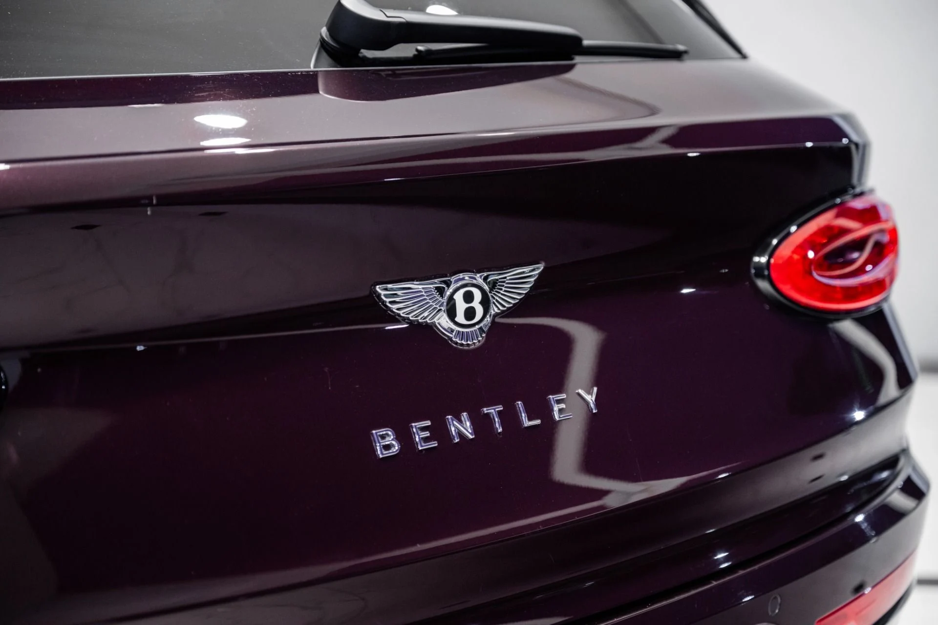mph011_2908449039_Used_2022_Bentley_Bentayga_S_1782792114_3403c8f403