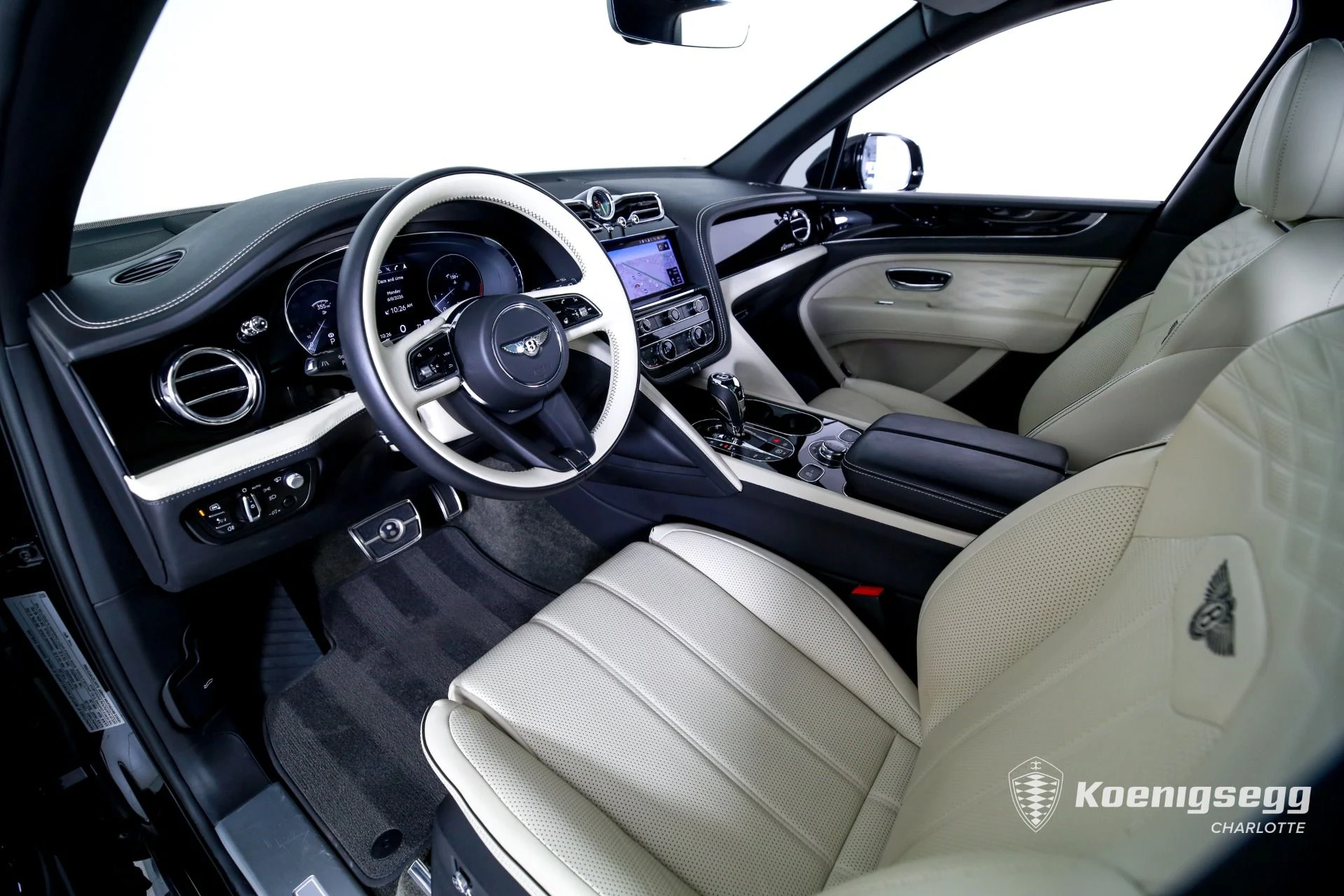 mph011_2915154684_Used_2023_Bentley_Bentayga_EWB_Azure_V8_1782836253_9f0b6373d3