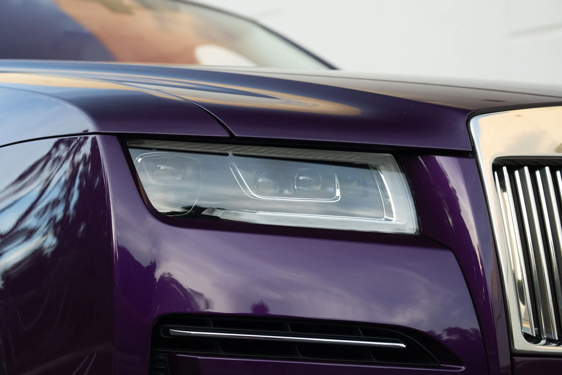 mph011_2920191695_Used_2021_Rolls_Royce_Ghost_1762913749_47611e936f