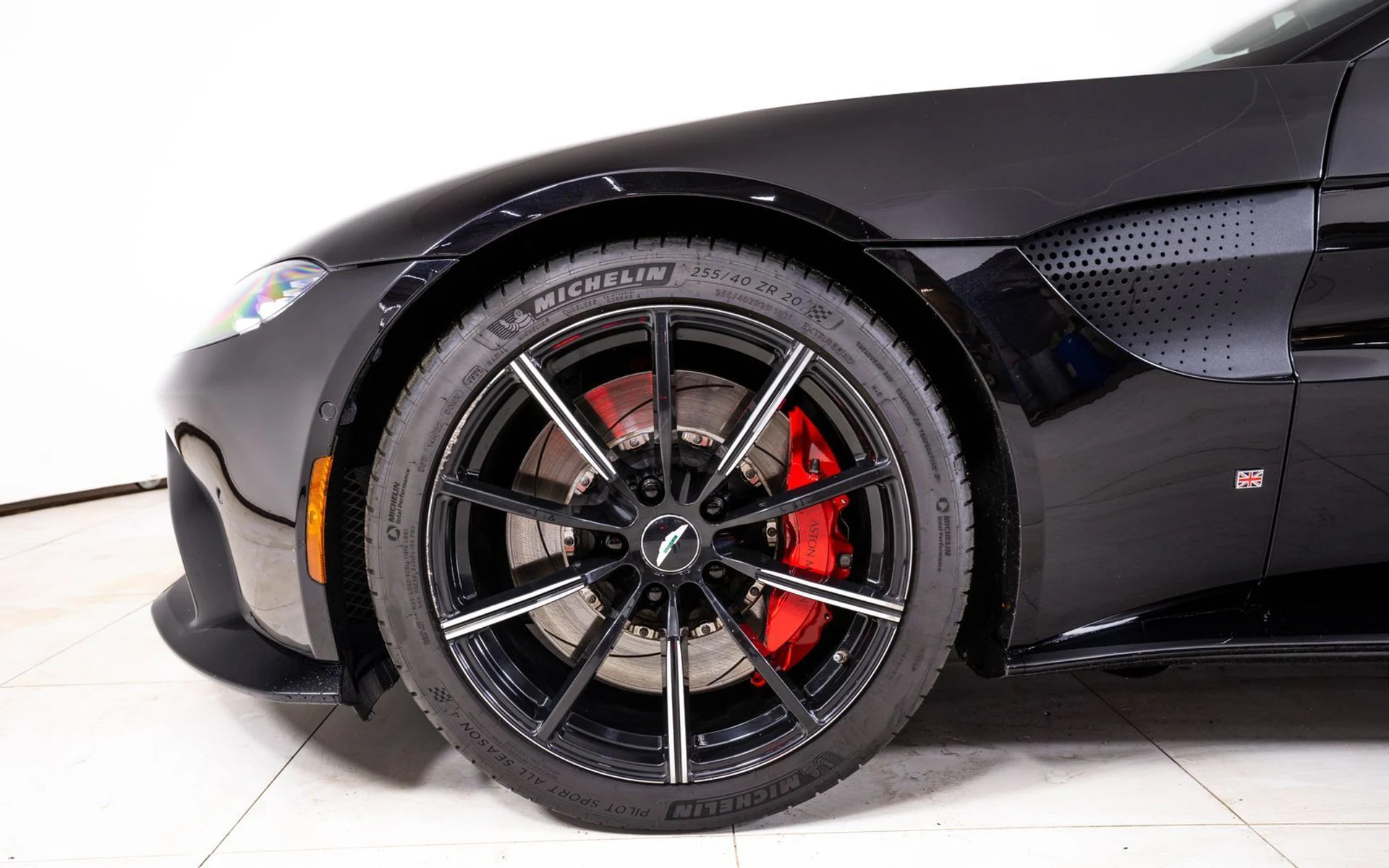 mph011_2928861823_6a697dbddc59b84f838a291e4b504529x_b88404de1a