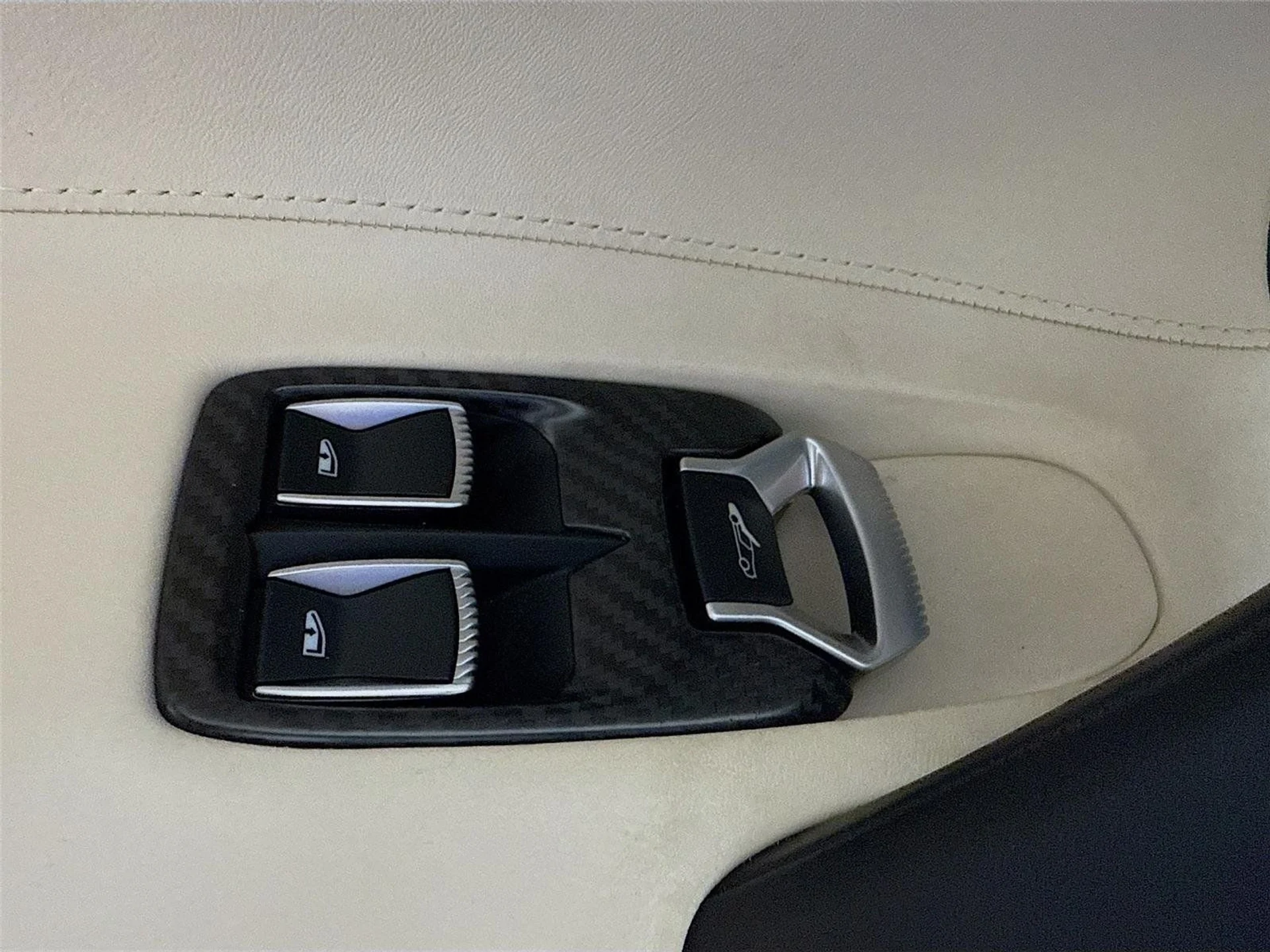 mph011_2930567338_e876b1d1af6d583a28e3b7e62a1fecf7_3d9aee55a4