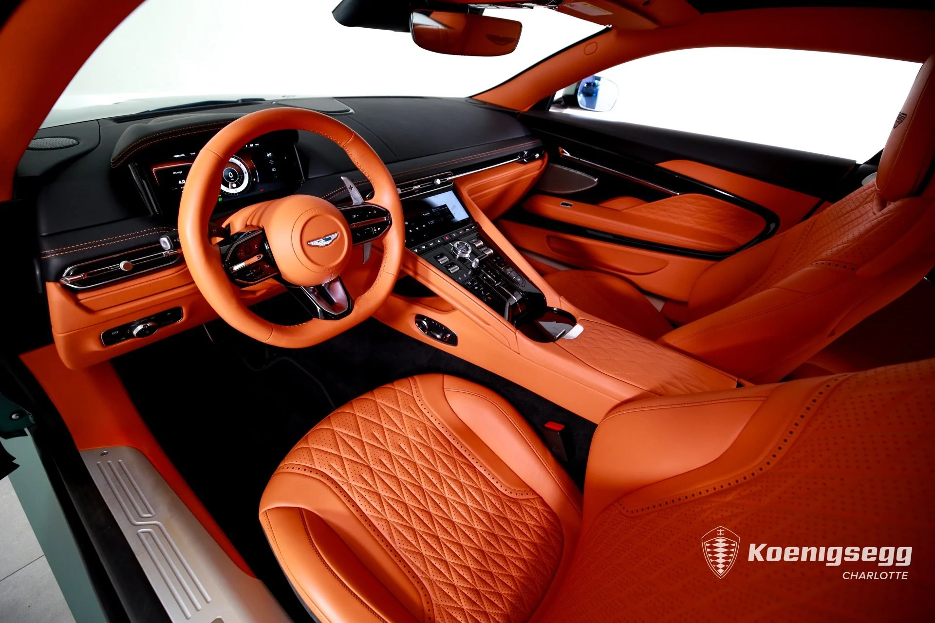 mph011_2931145912_Used_2024_Aston_Martin_DB_12_V8_1760989589_602a16742a