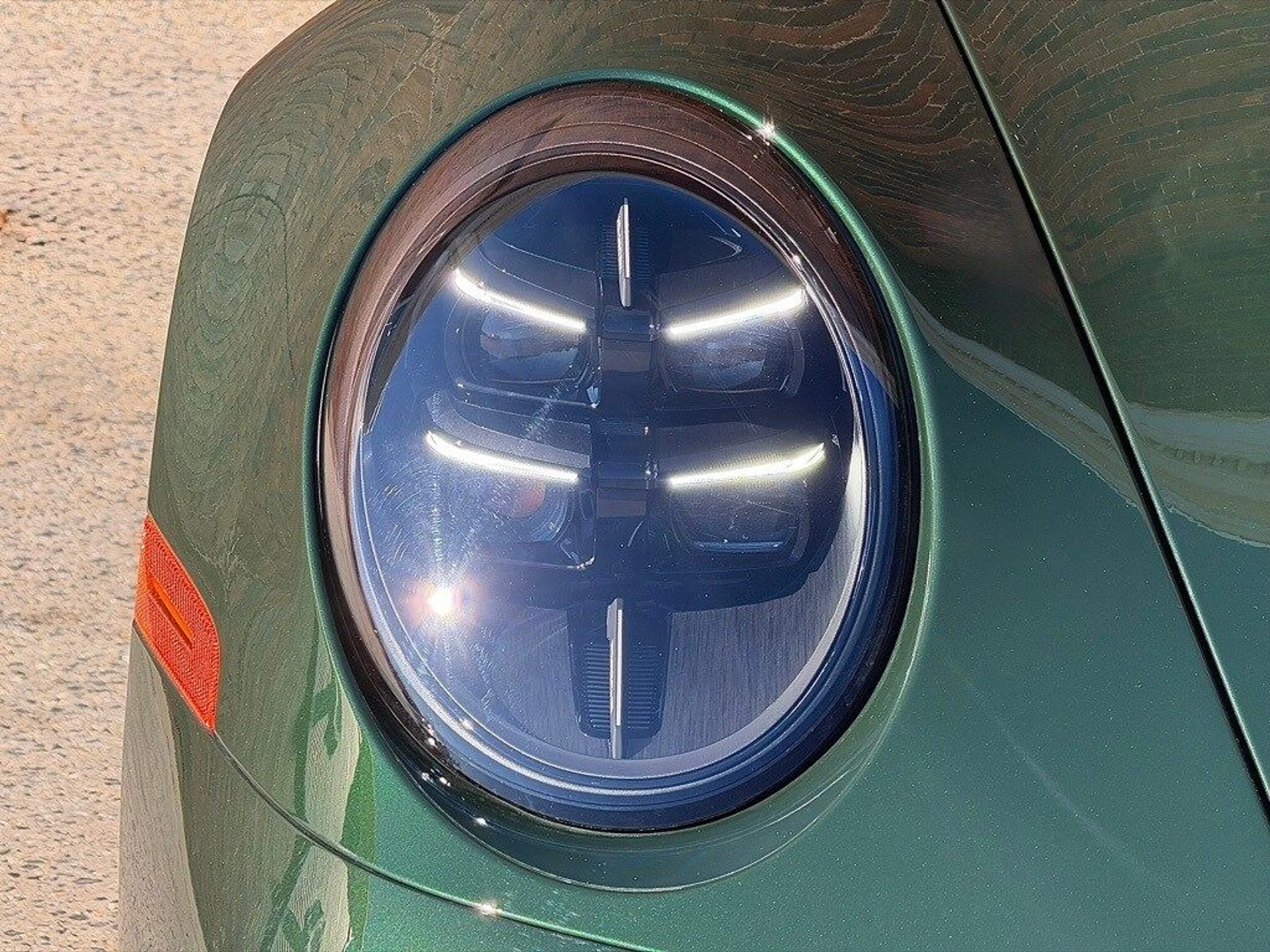 mph011_2931907843_44c601bbc1ecc46955611c78fe66adf7x_3e5febfcc3