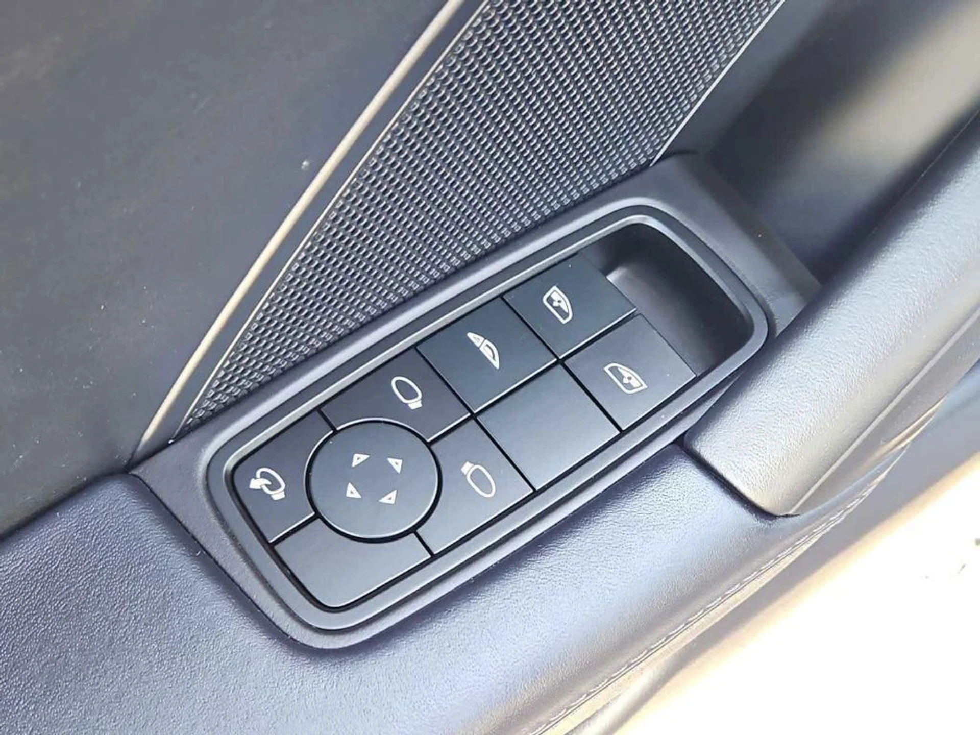 mph011_2933177956_Pxgt8d7_X_Cdrycfd91o2_V7xd_Rh_Qg_e254443bc0