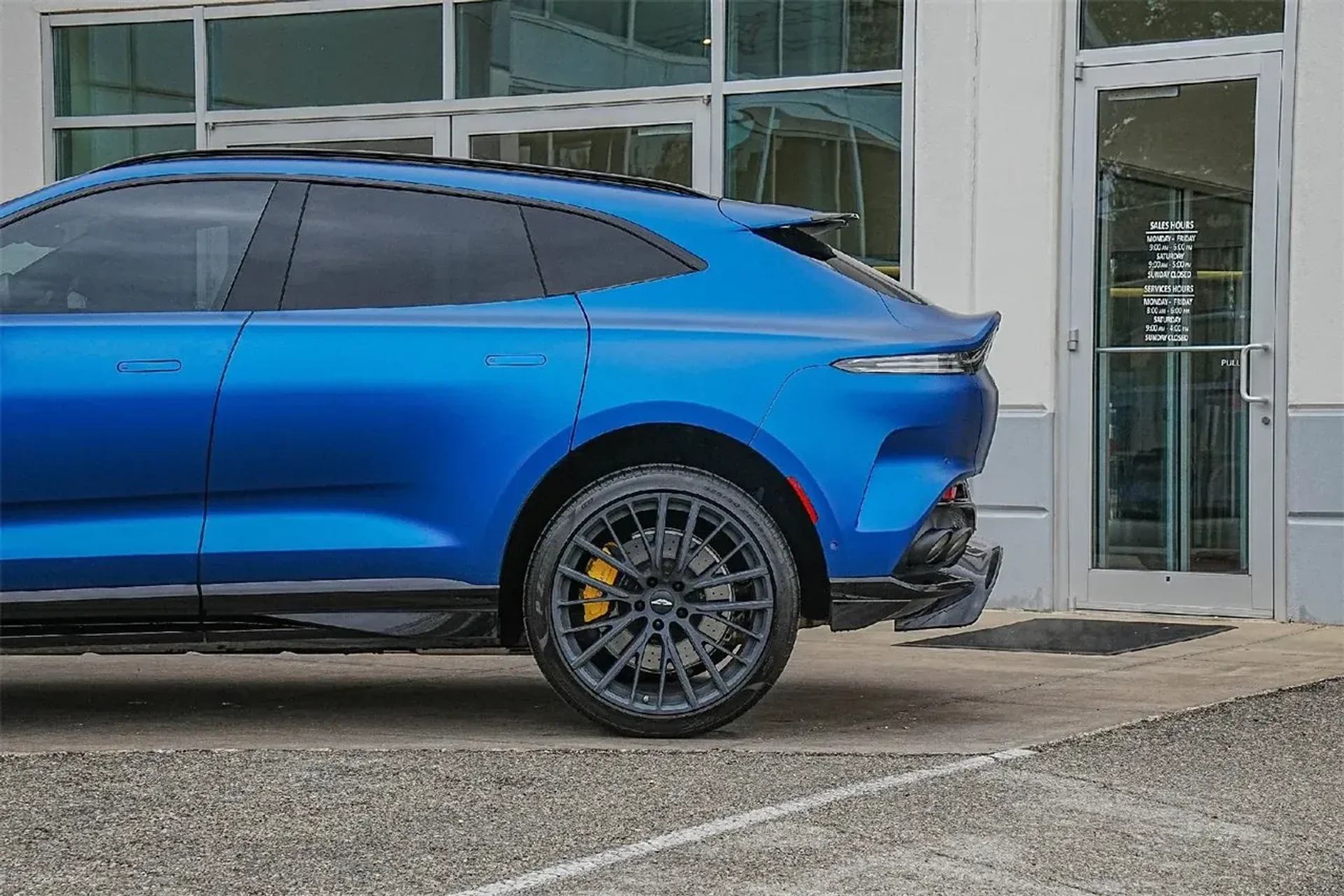 mph011_2938877018_7f36db3d24d1432dbd8d030b7dbfb2c4_435a7735de