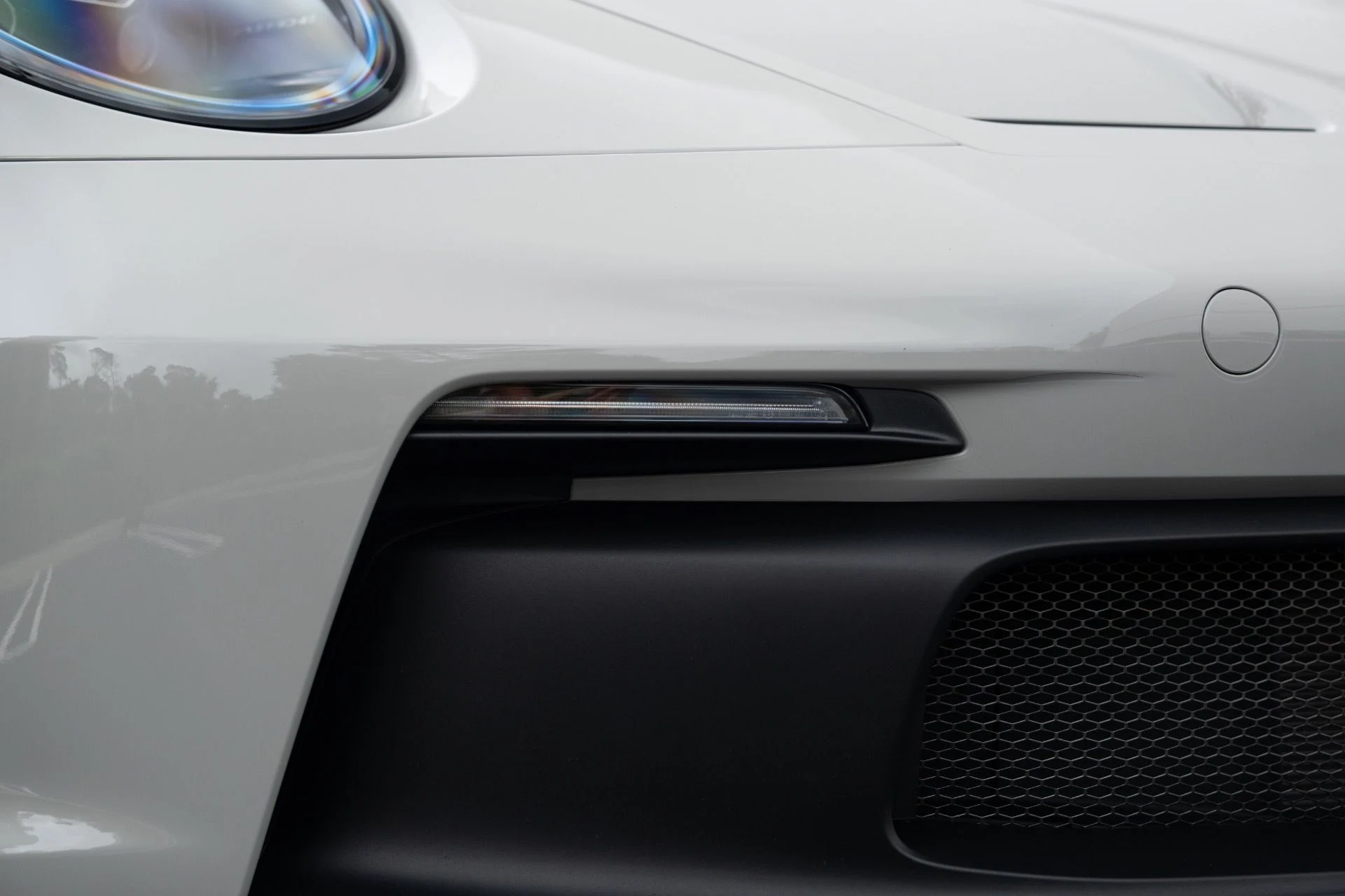 mph011_2944835519_Used_2024_Porsche_911_GT_3_1768339122_4d8ea4a467