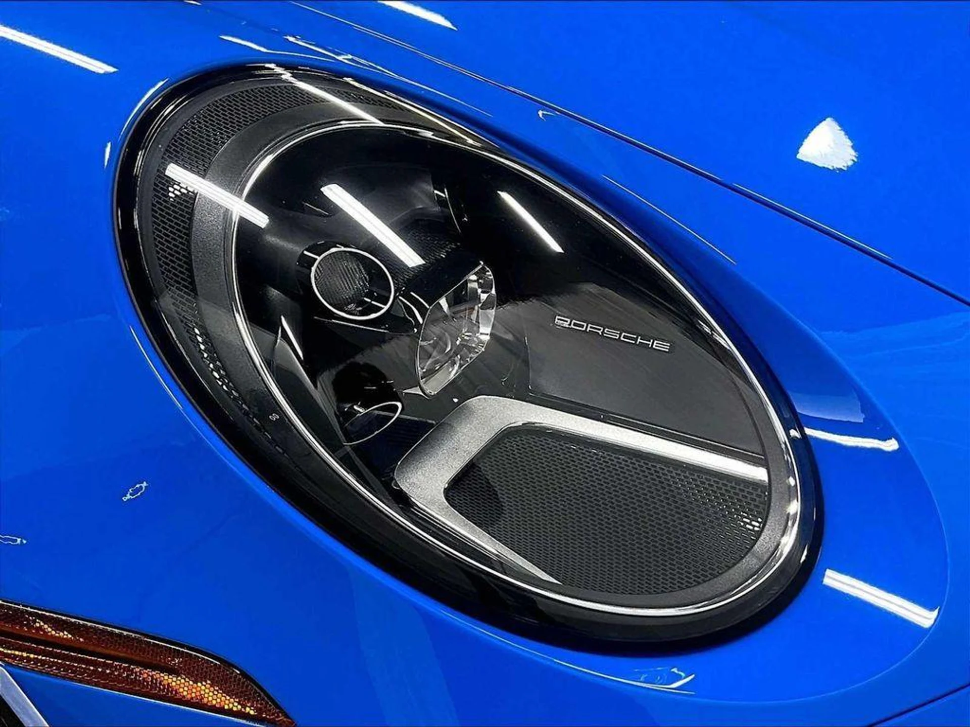 mph011_2952470665_fi_gr_QO_3o1oede60xua4_A_No_X0_4d9193c4e7