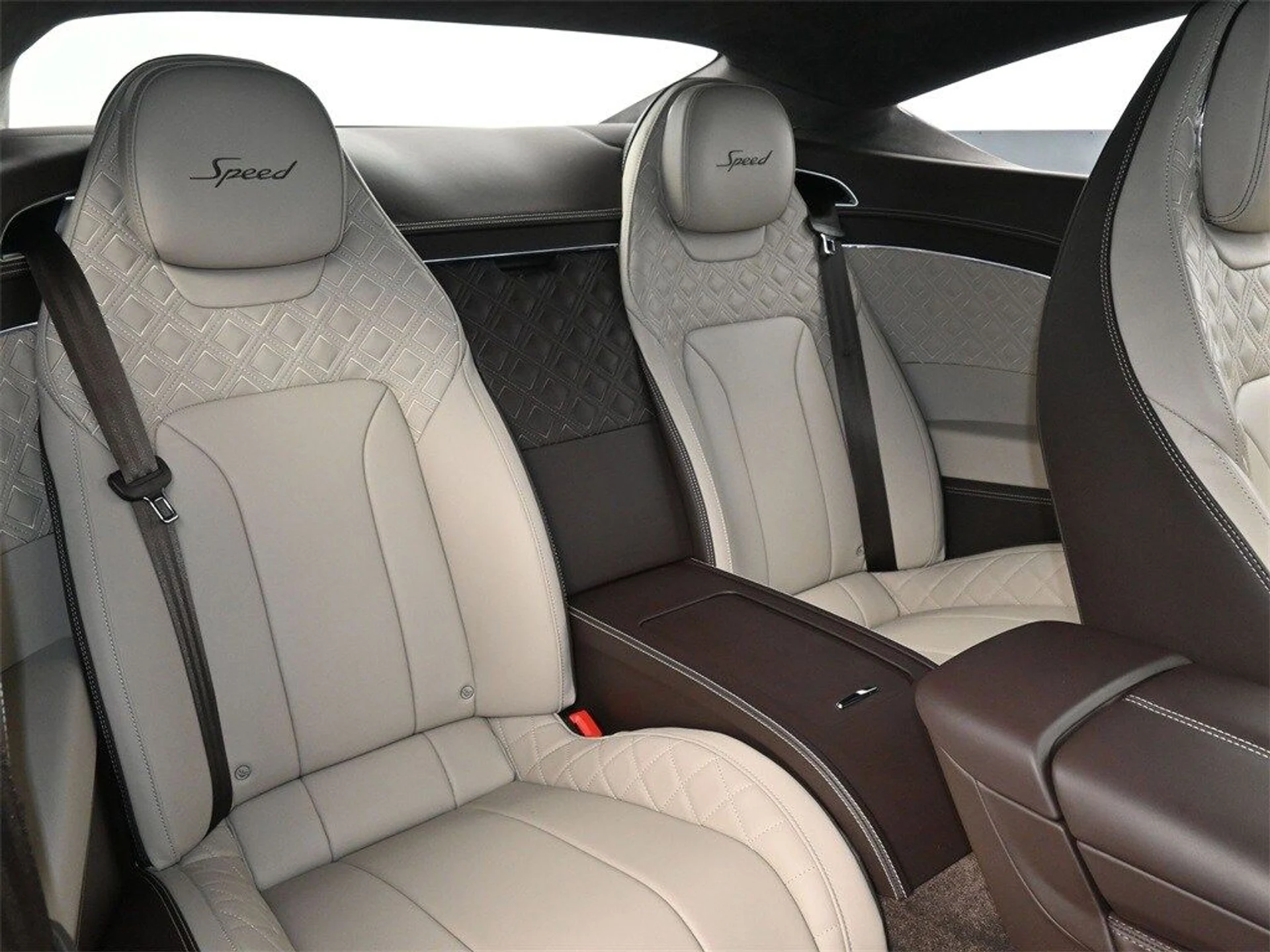 mph011_2957711451_1b3969d6b0f002856a935564b59ee941x_daeebda289