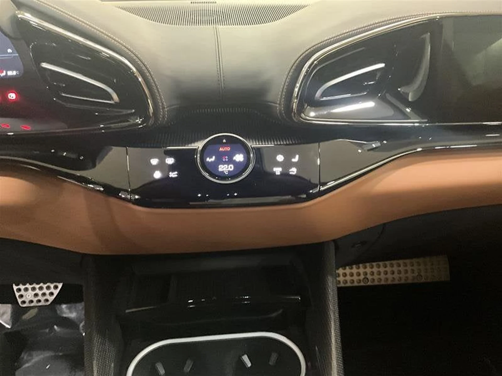 mph011_2962268800_83323d3a467d41d5a92557e81a93ef8a_cc3a56beff