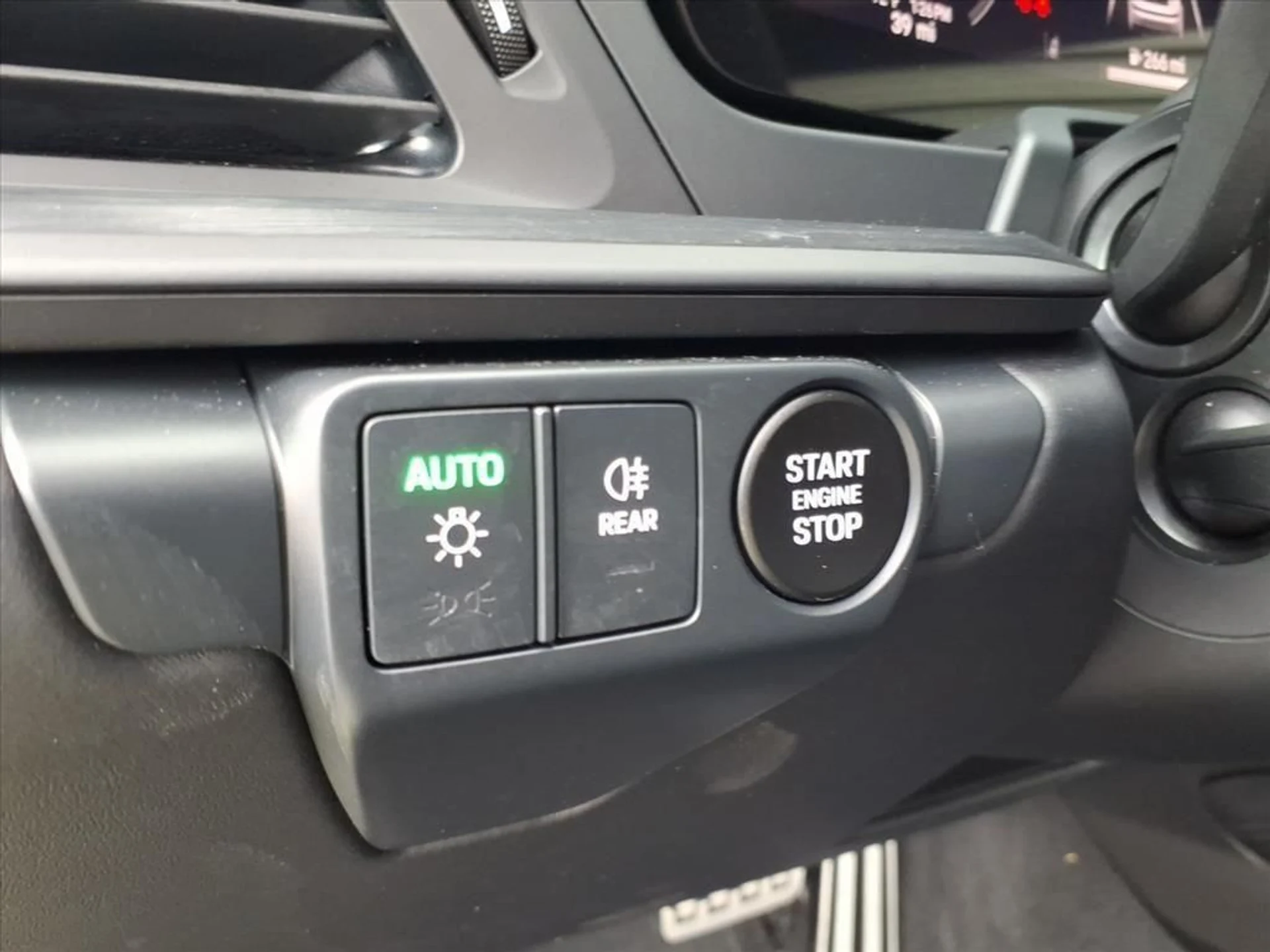 mph011_2962463817_ff48eafed276420b0e4a4dfde8933b5e_31afff46c5