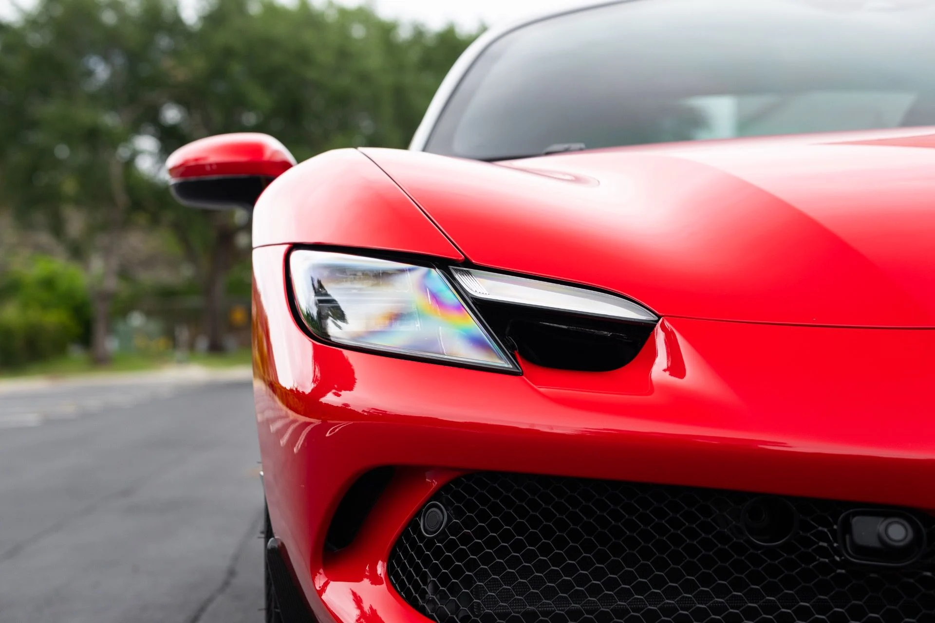 mph011_2963475197_Used_2024_Ferrari_296_GTS_1776982815_ffc6dd85c0