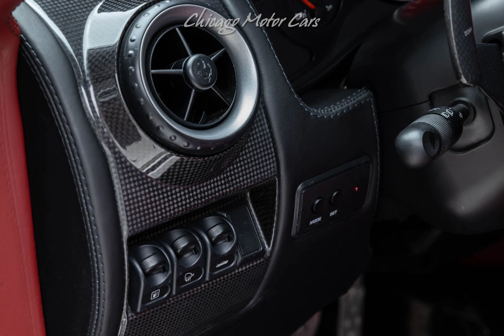 mph011_2965992511_13405_p12_l_b95f59e41b