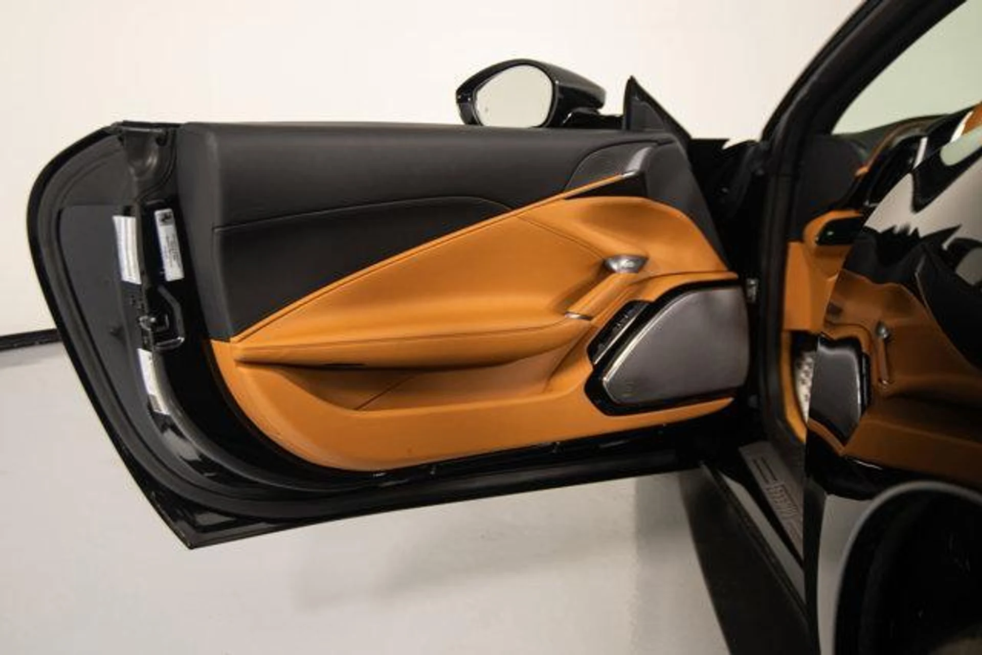 mph011_2967727513_kdc_Q3_Y_Cf1zth2_I_Ld22yo1f7i_F1k_692c38393f