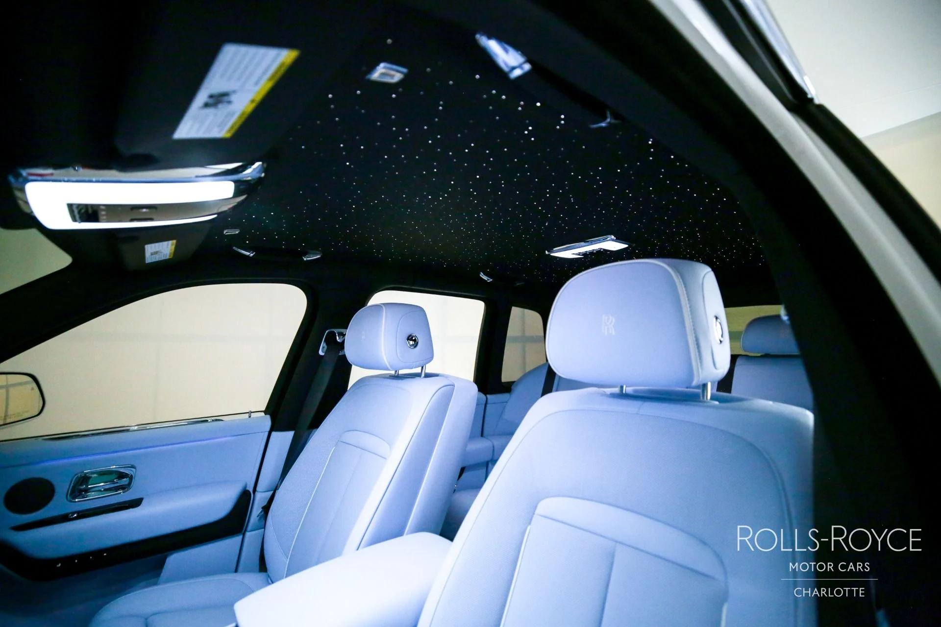 mph011_2972248245_Used_2025_Rolls_Royce_Cullinan_1732209610_53921d1214