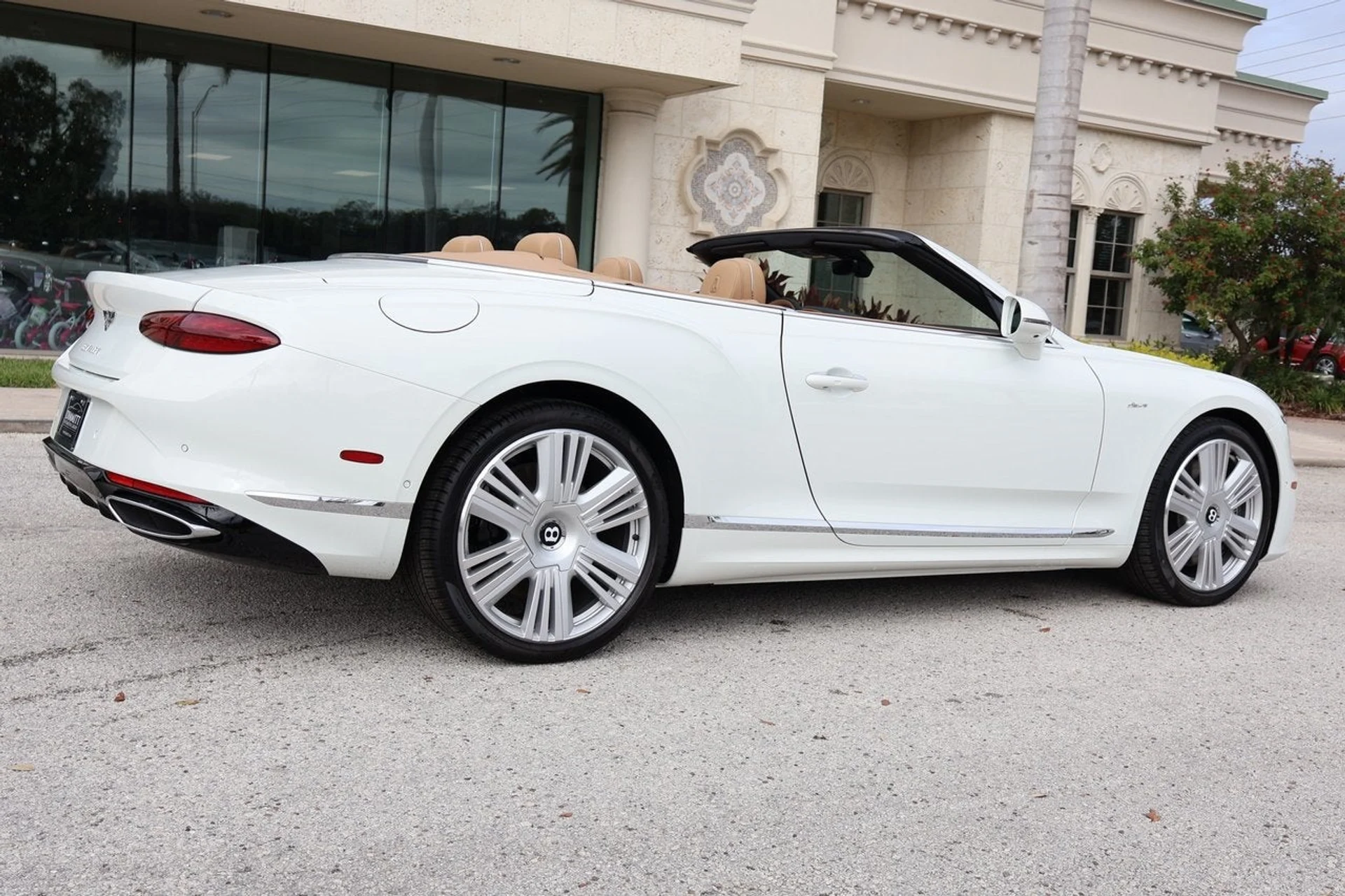 mph011_2979056660_12_7fe6d128dd