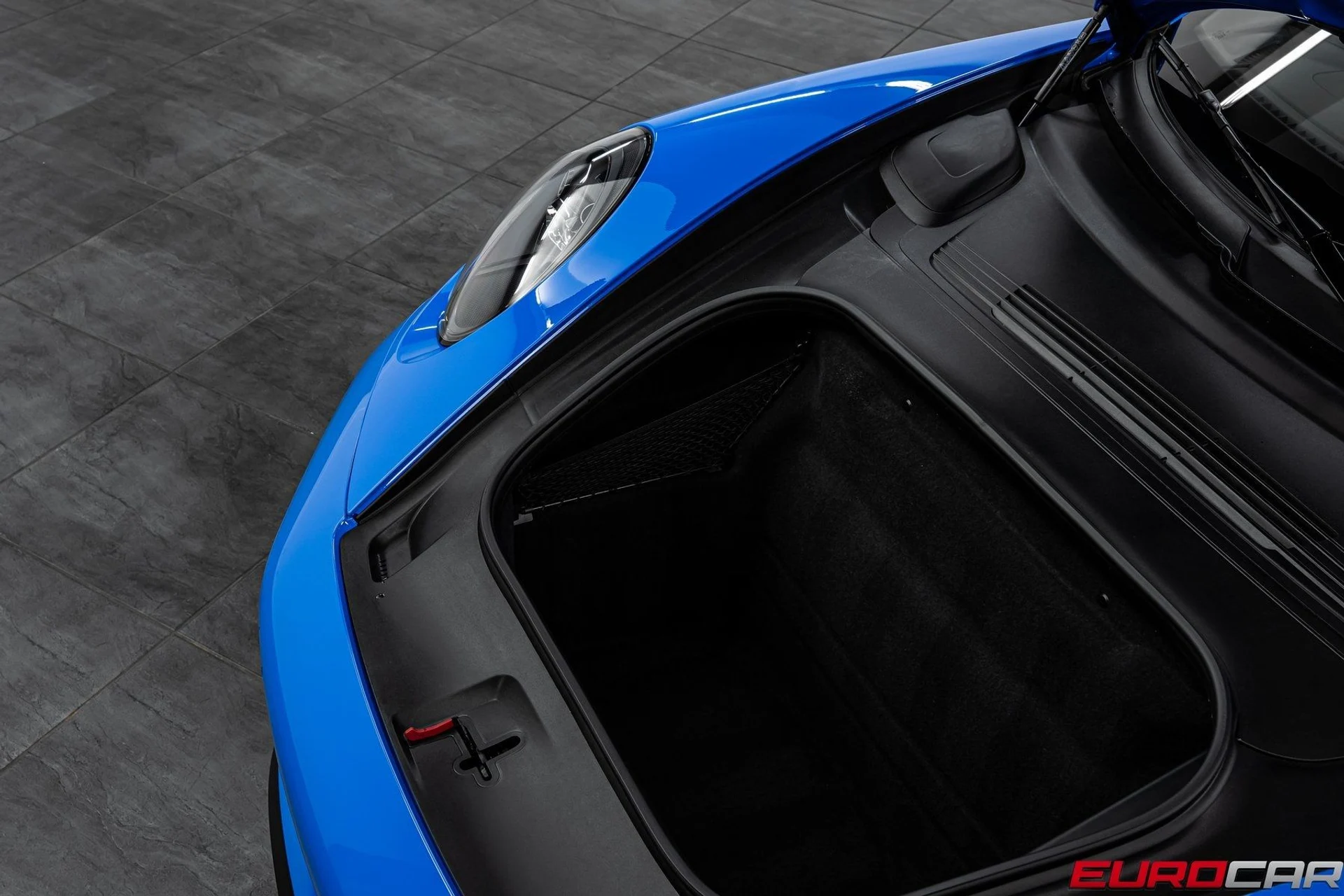 mph011_2979370968_image_12_9719f3a3f4