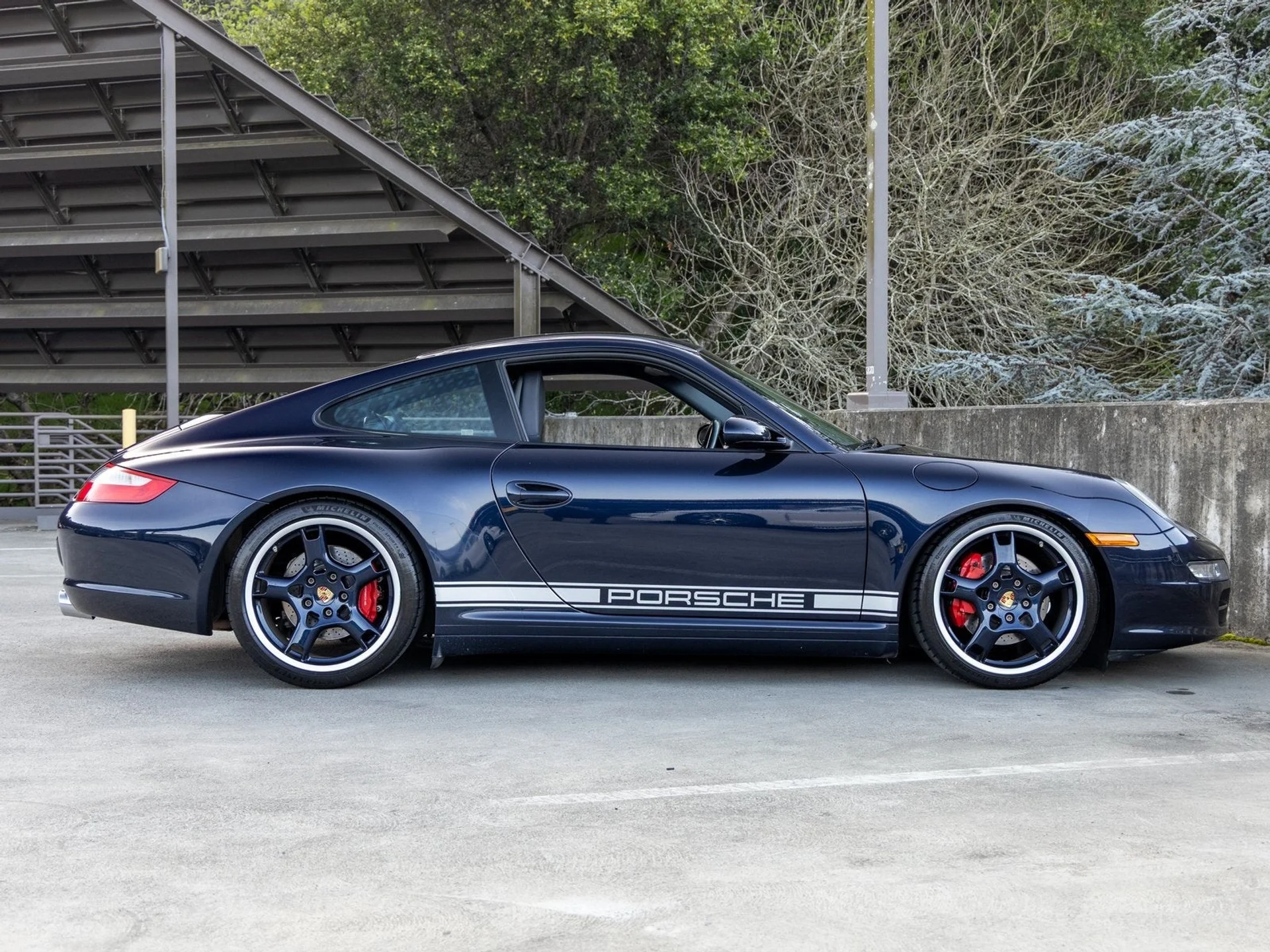 mph011_2980425177_12_b119e158d8