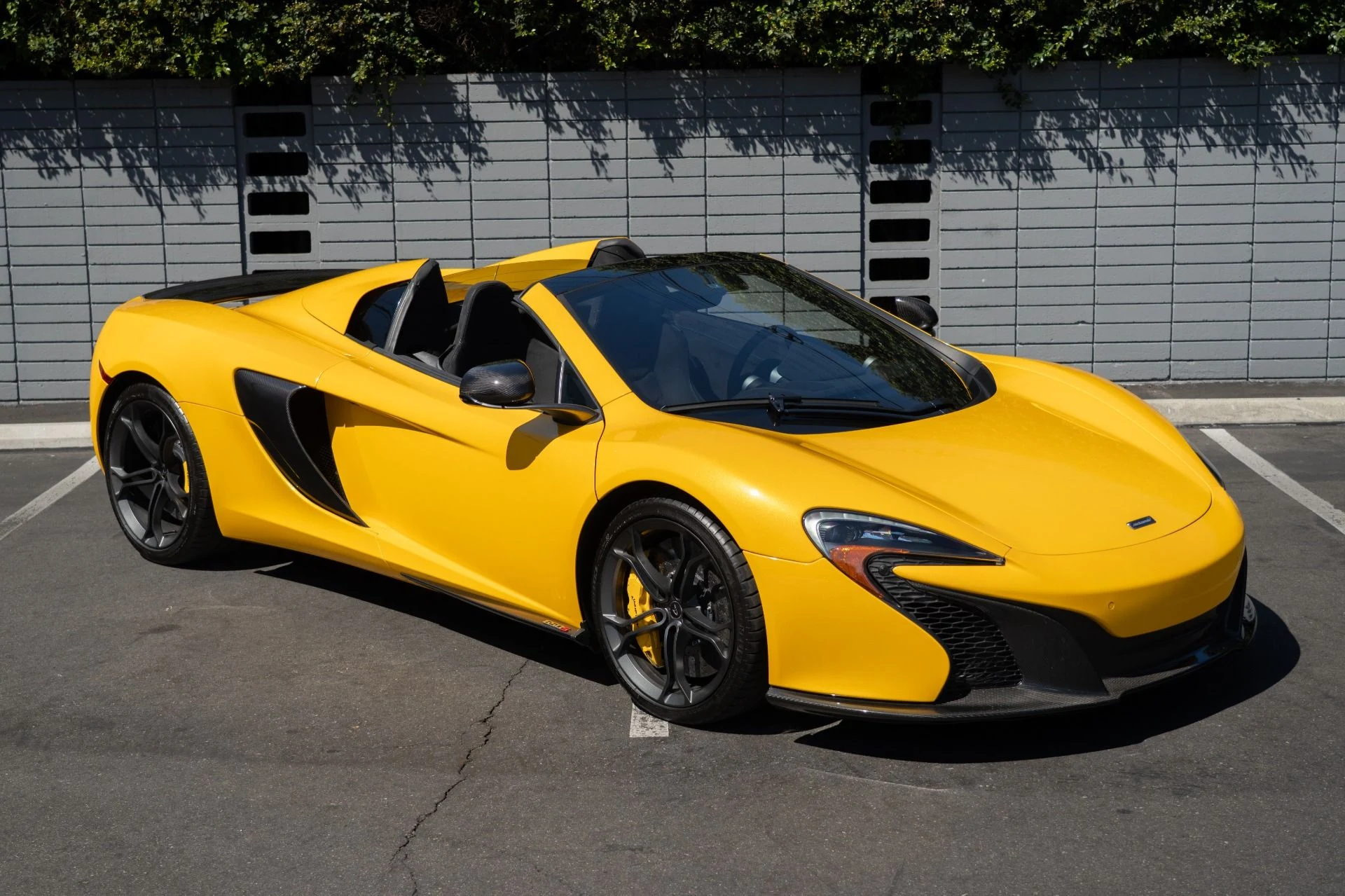 mph011_2996242542_Used_2016_Mc_Laren_650_S_Spider_1757368630_7f3c12e19a