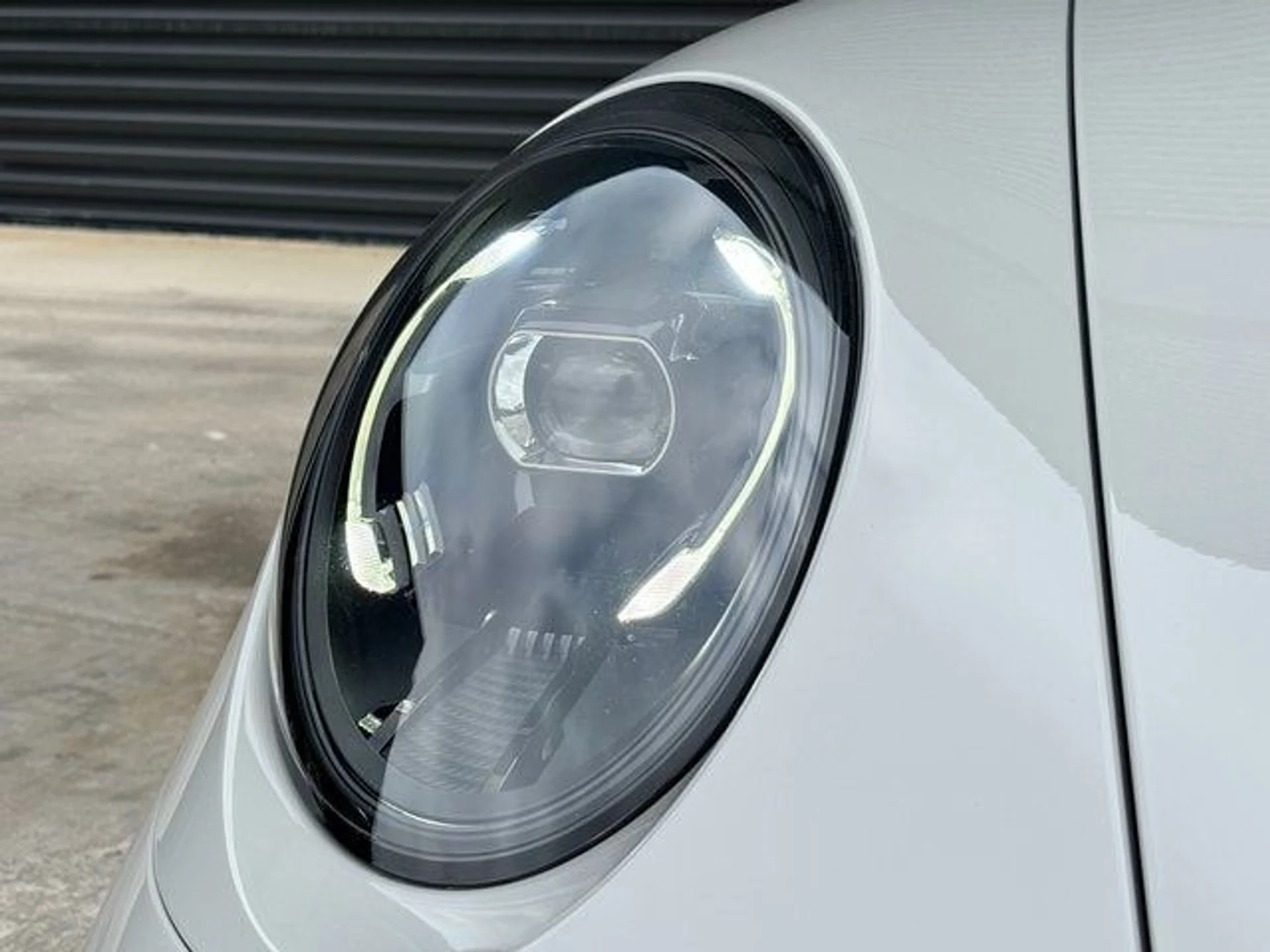 mph011_2997656449_55a0932e69f2e6158f5408a93e73a06bx_ed0b552b41