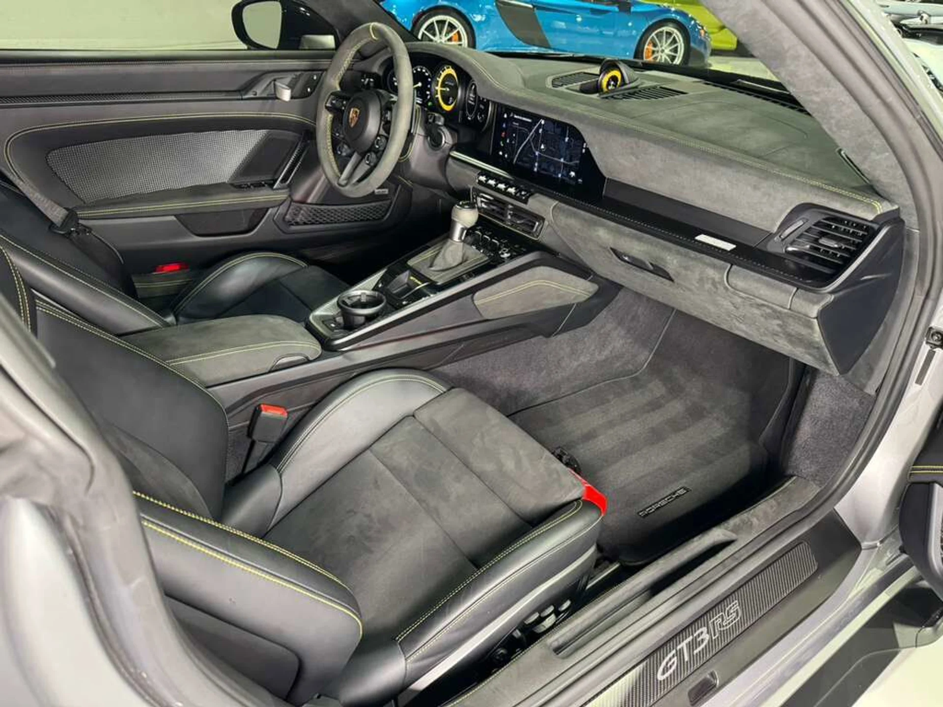 mph011_2999939654_5ba578b8e2774d2288f8ef252d1ca54d_49499969d9