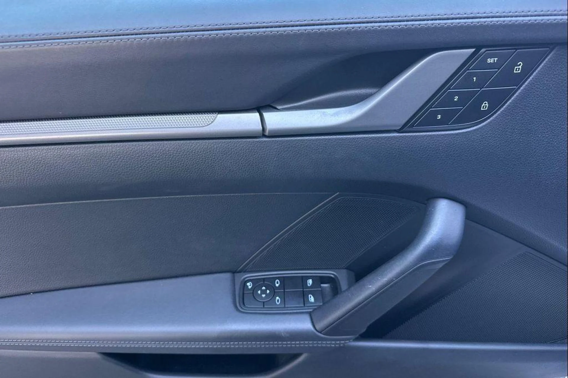 mph011_3002270379_q_Ts_F_yhm_D2nl_Dh_Wc9mz_Qyl2r_Xzo_cad2af85c9