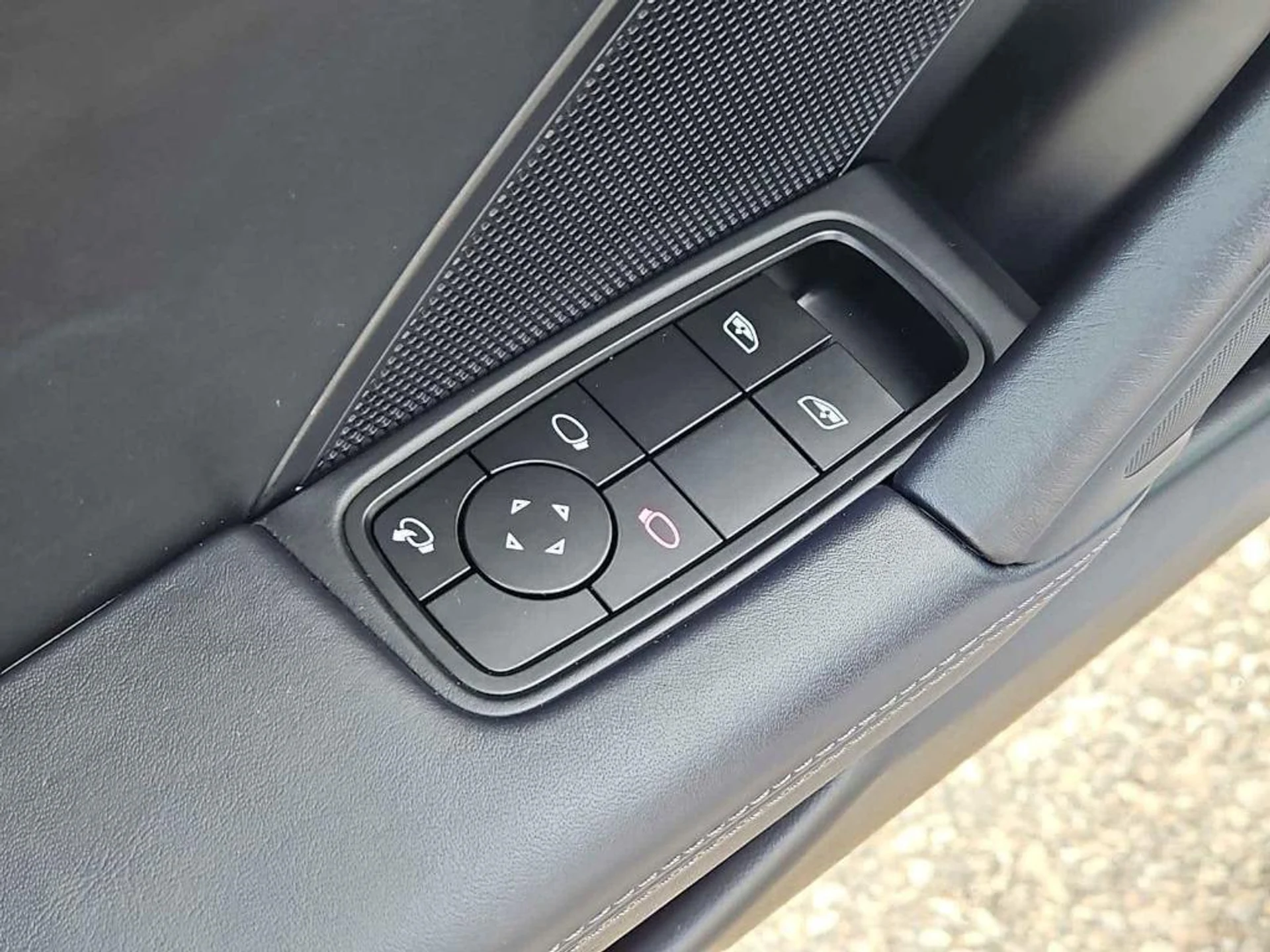 mph011_3006599335_Q_Cy_TO_Pw_ER_PQG_Amglp_KX_1_A_j_Cn0_c5d1de45a9