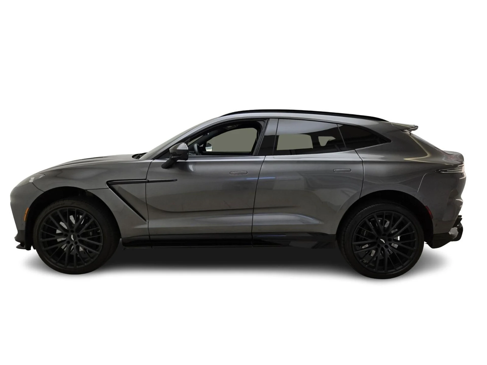 mph011_3009633572_Used_2023_Aston_Martin_DBX_707_1758610620_c24ad38cc8