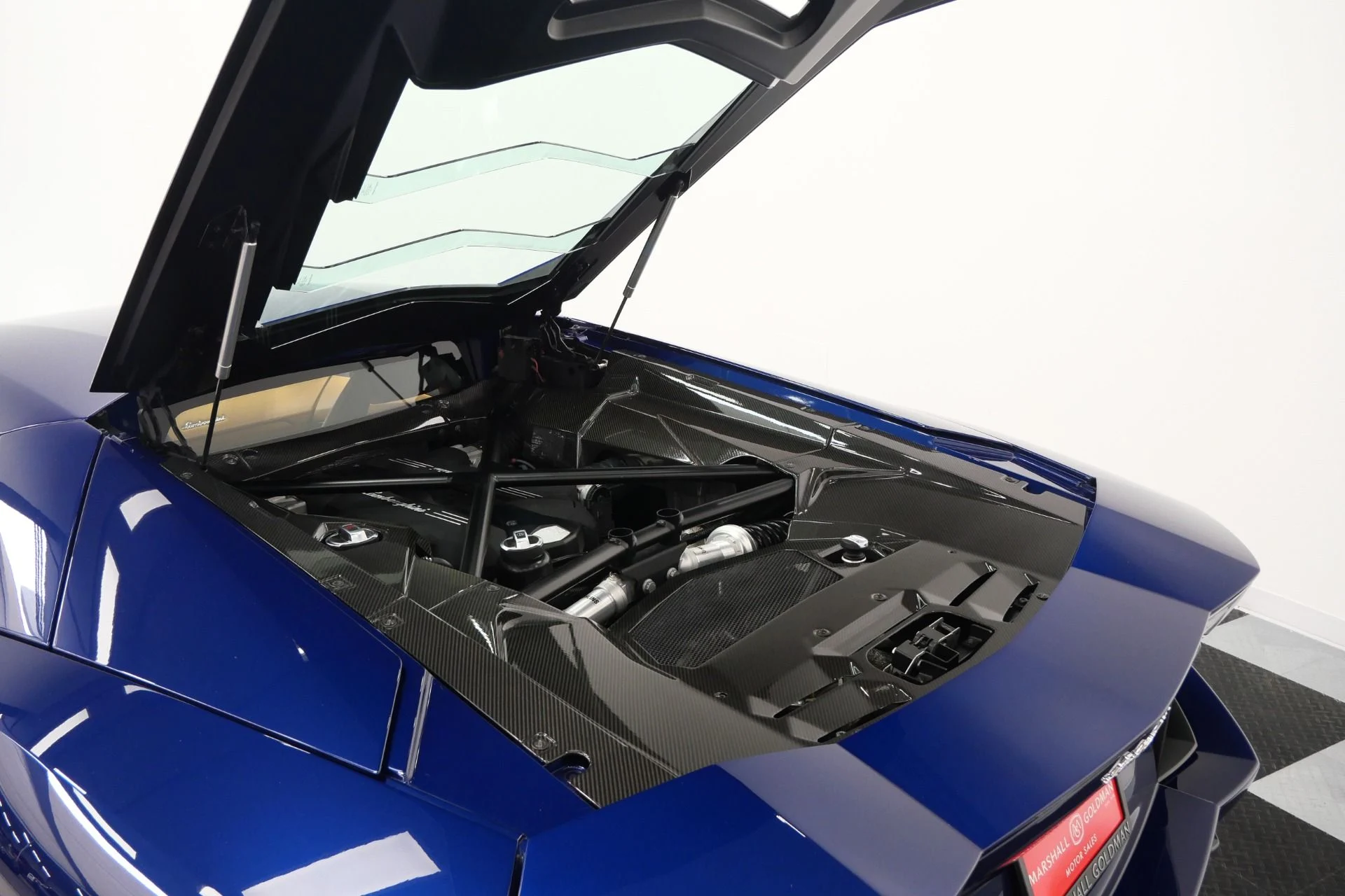 mph011_3015651397_Used_2014_Lamborghini_Aventador_LP_700_4_Beautiful_Color_Combination_Transparent_Engine_Bonnet_1774983686_d9c67df149