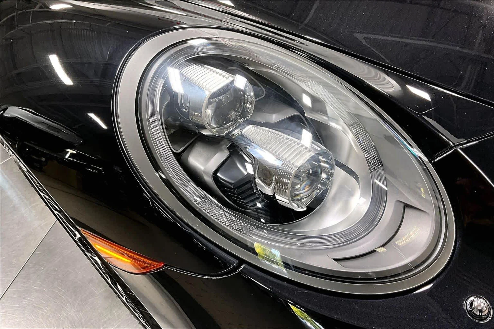 mph011_3023688520_6ab06f5a88cdfc4558771d888363fe0ax_5781b60db7