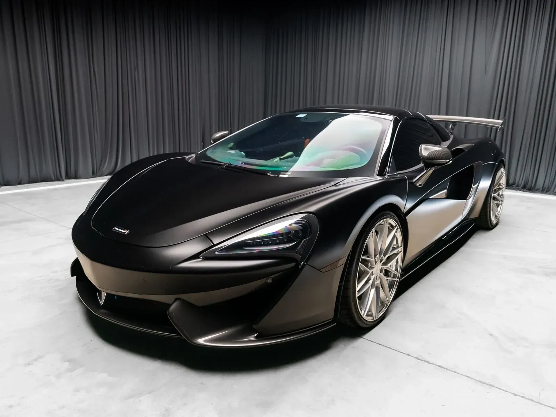 mph011_303153955_c4cd3280_3fc4_45eb_91e0_918960f78796_cdf762903a