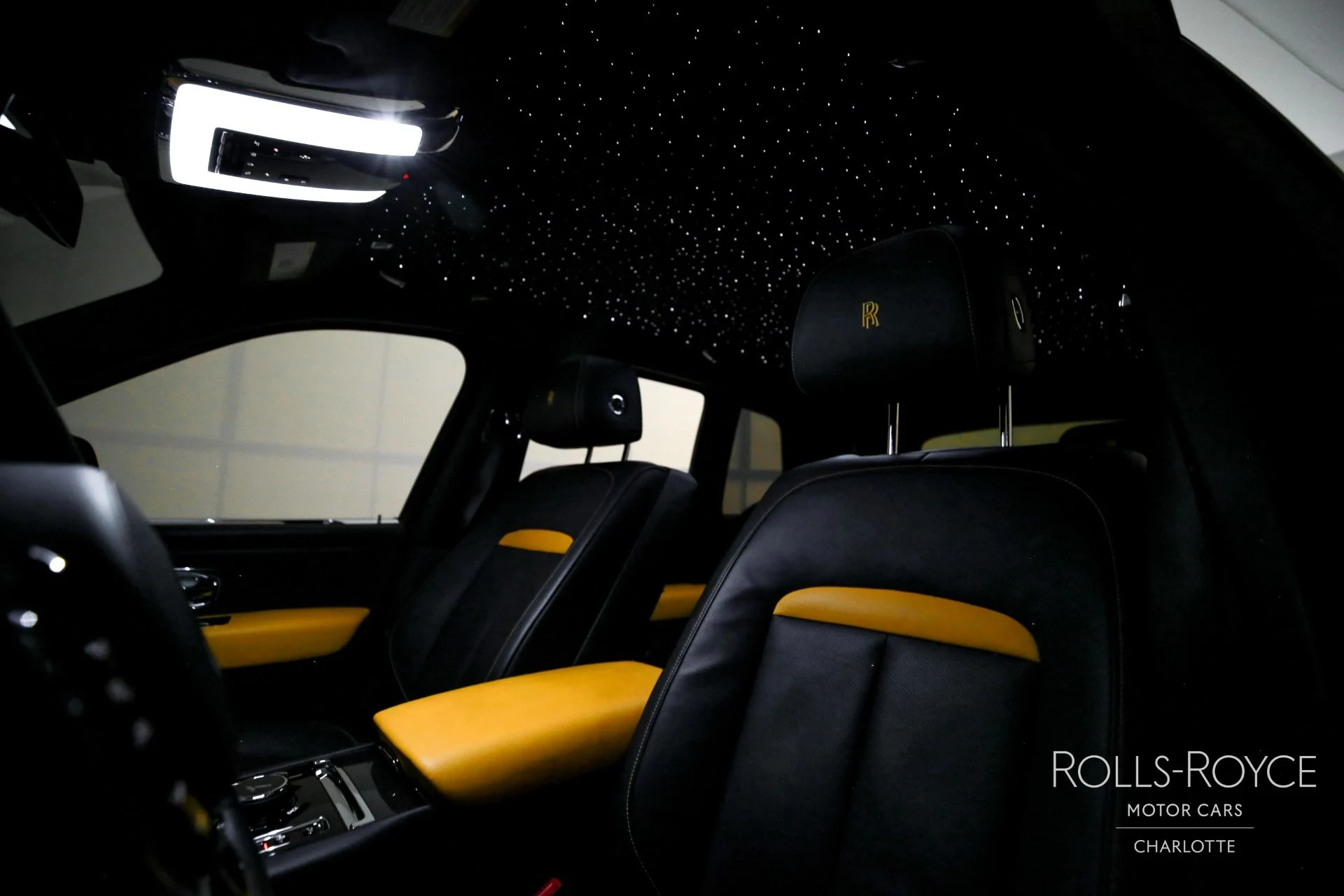 mph011_3031997652_Used_2023_Rolls_Royce_Black_Badge_Cullinan_1767375090_b258bbd5bf