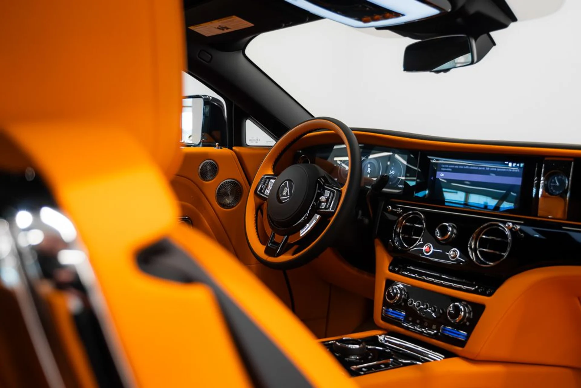 mph011_3044125285_rolls_royce_spectre_2024_jpg_v_1773863537_c11d605b84