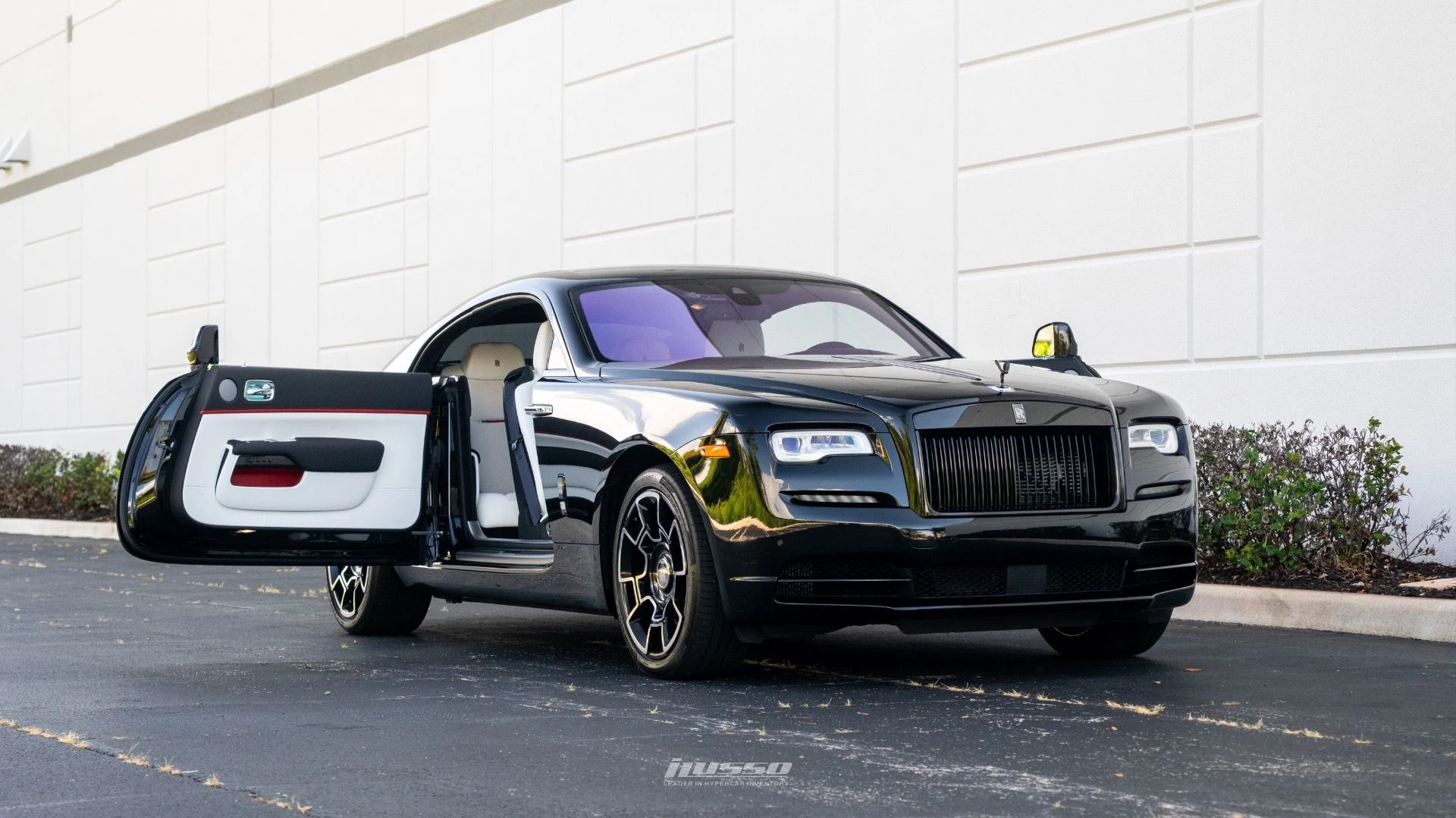 mph011_3045912095_Used_2021_Rolls_Royce_Wraith_1748375093_d900c7b3e0