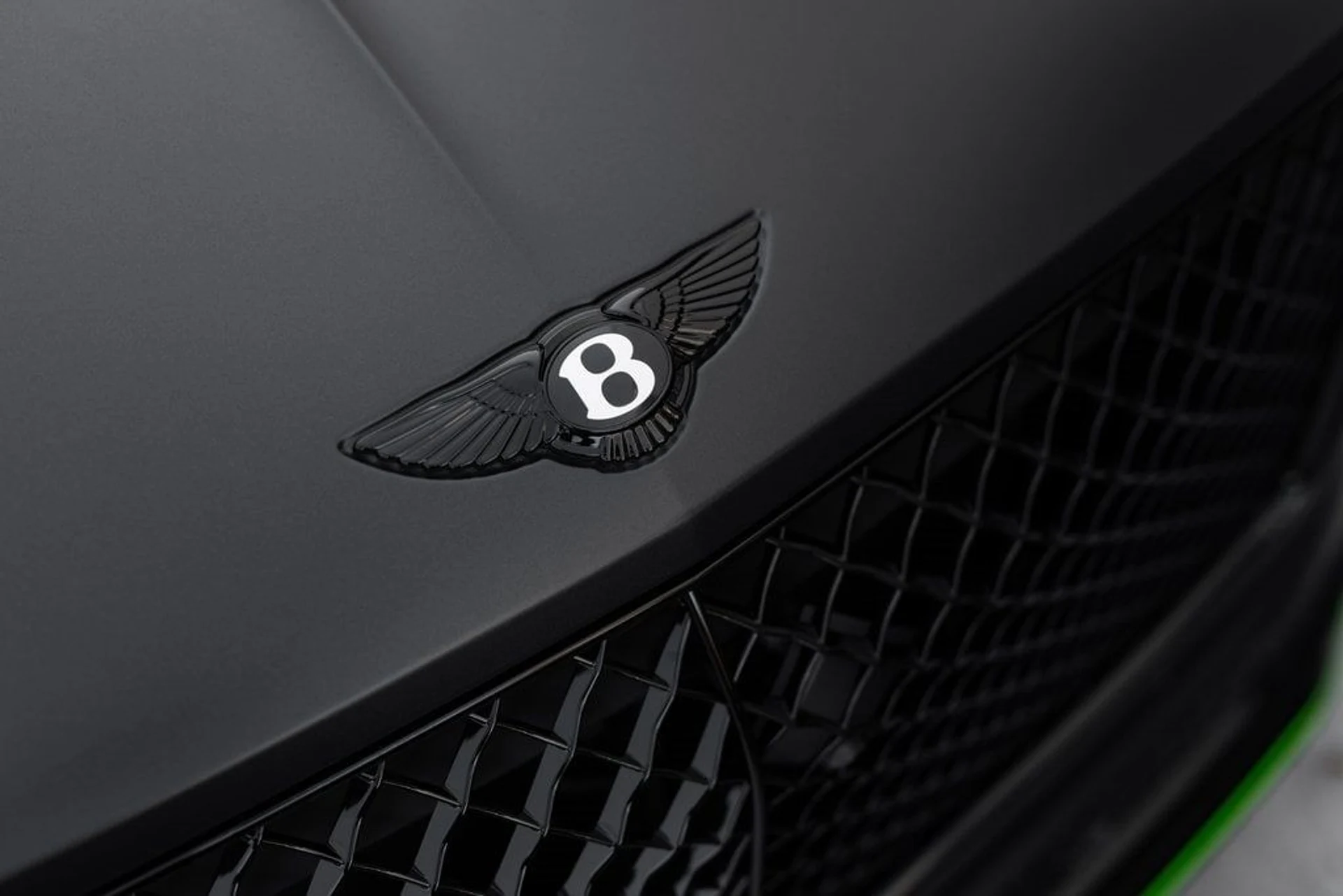 mph011_3055963102_49612138cc088415450a2caef6c47dffx_08e39b6472