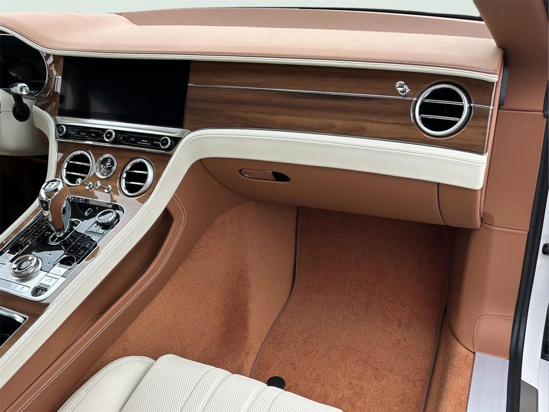 mph011_306673117_c088f0e853ba2f50757361774fcd49fe_94d6d05dbb